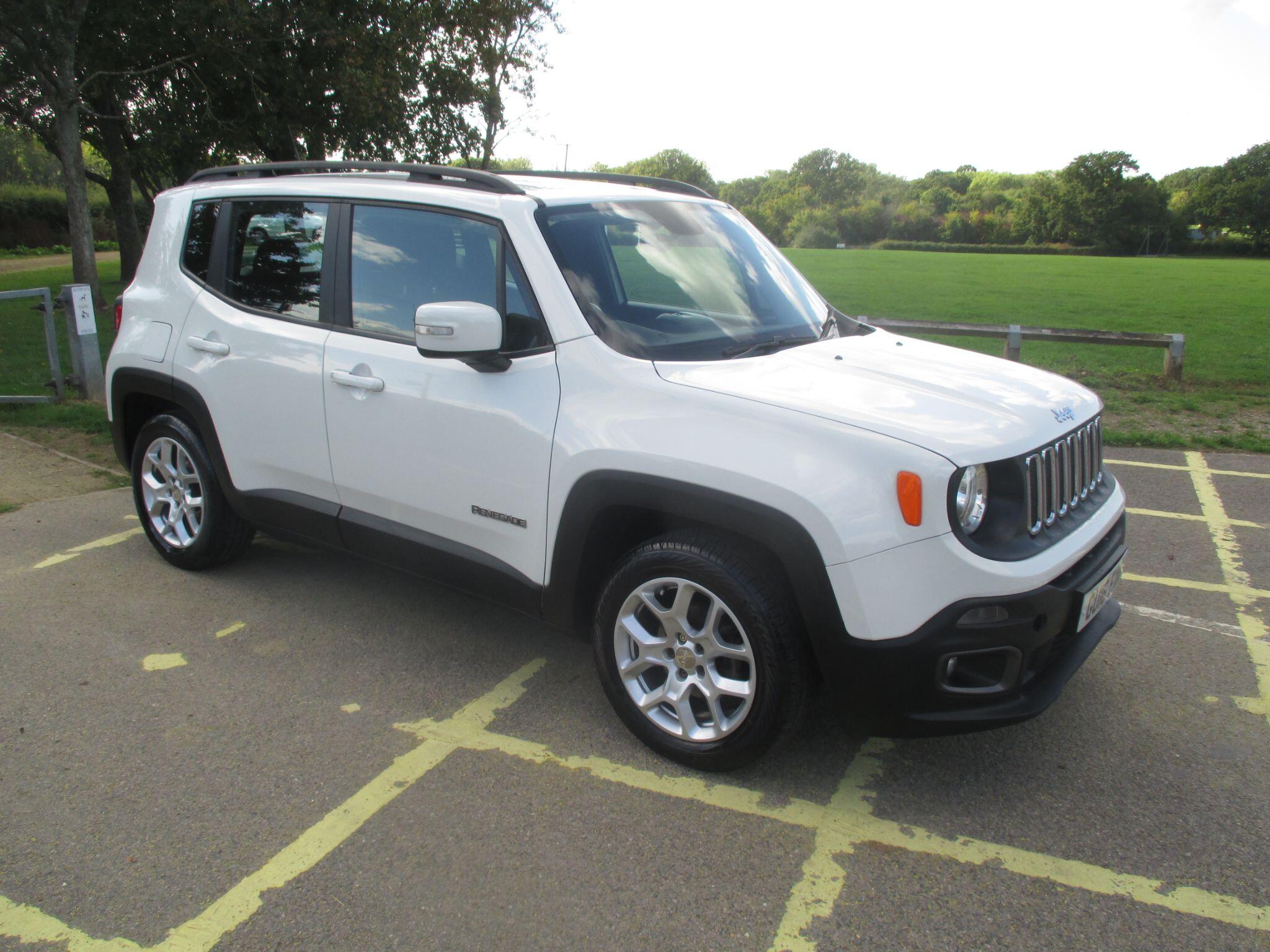 Jeep Renegade view 6