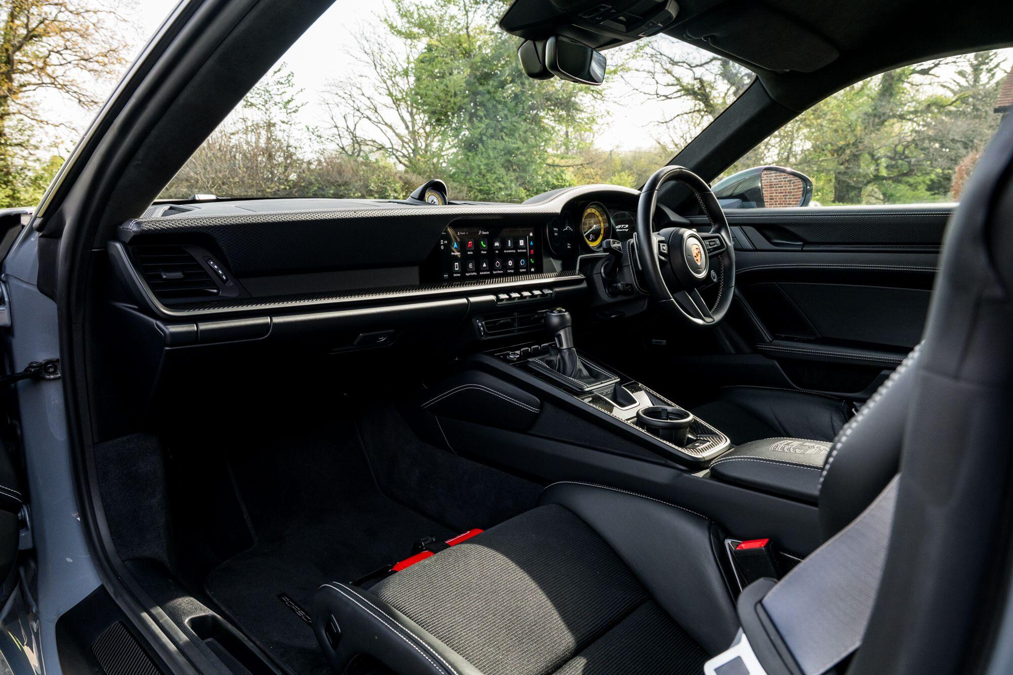 Porsche 911 view 58