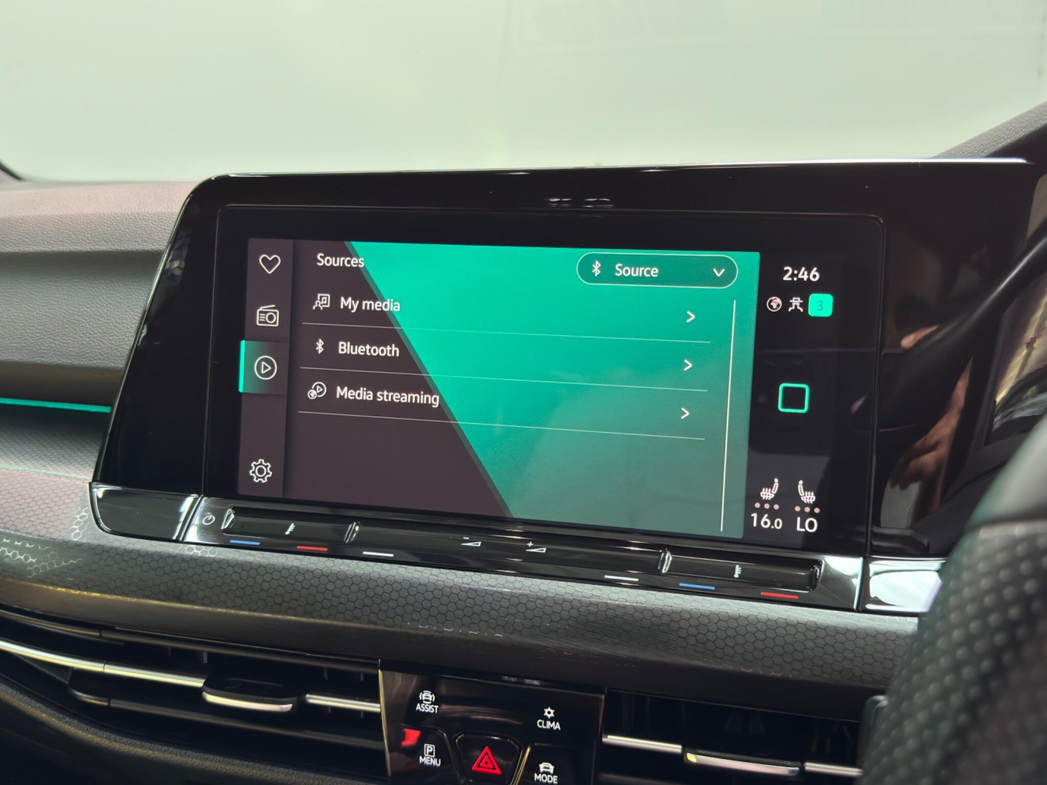 Volkswagen Golf view 38