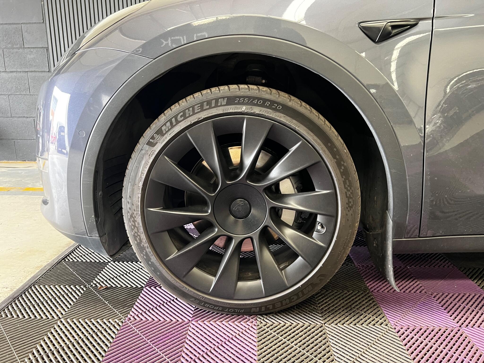 Tesla Model Y view 45