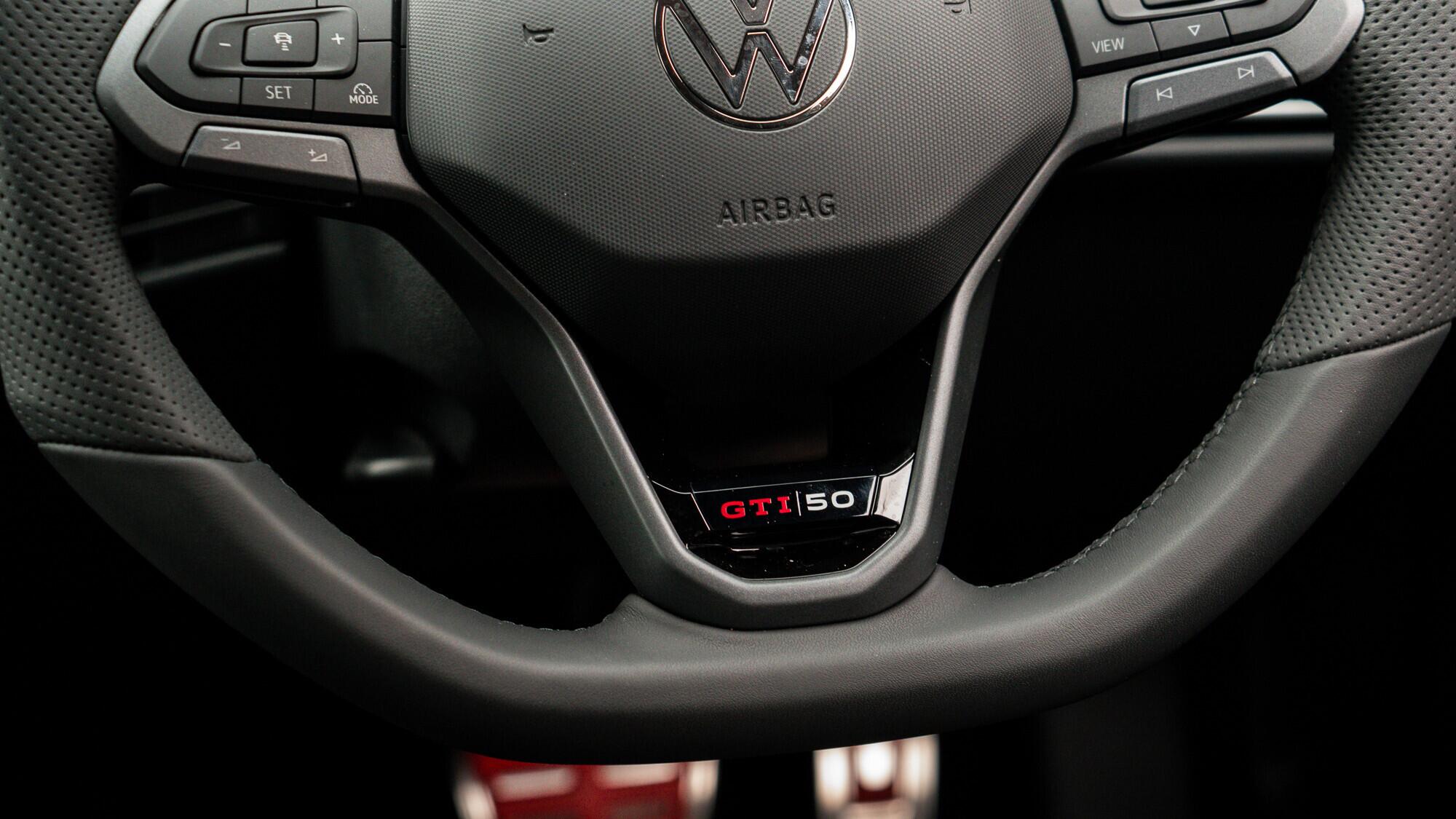 Volkswagen Golf view 30