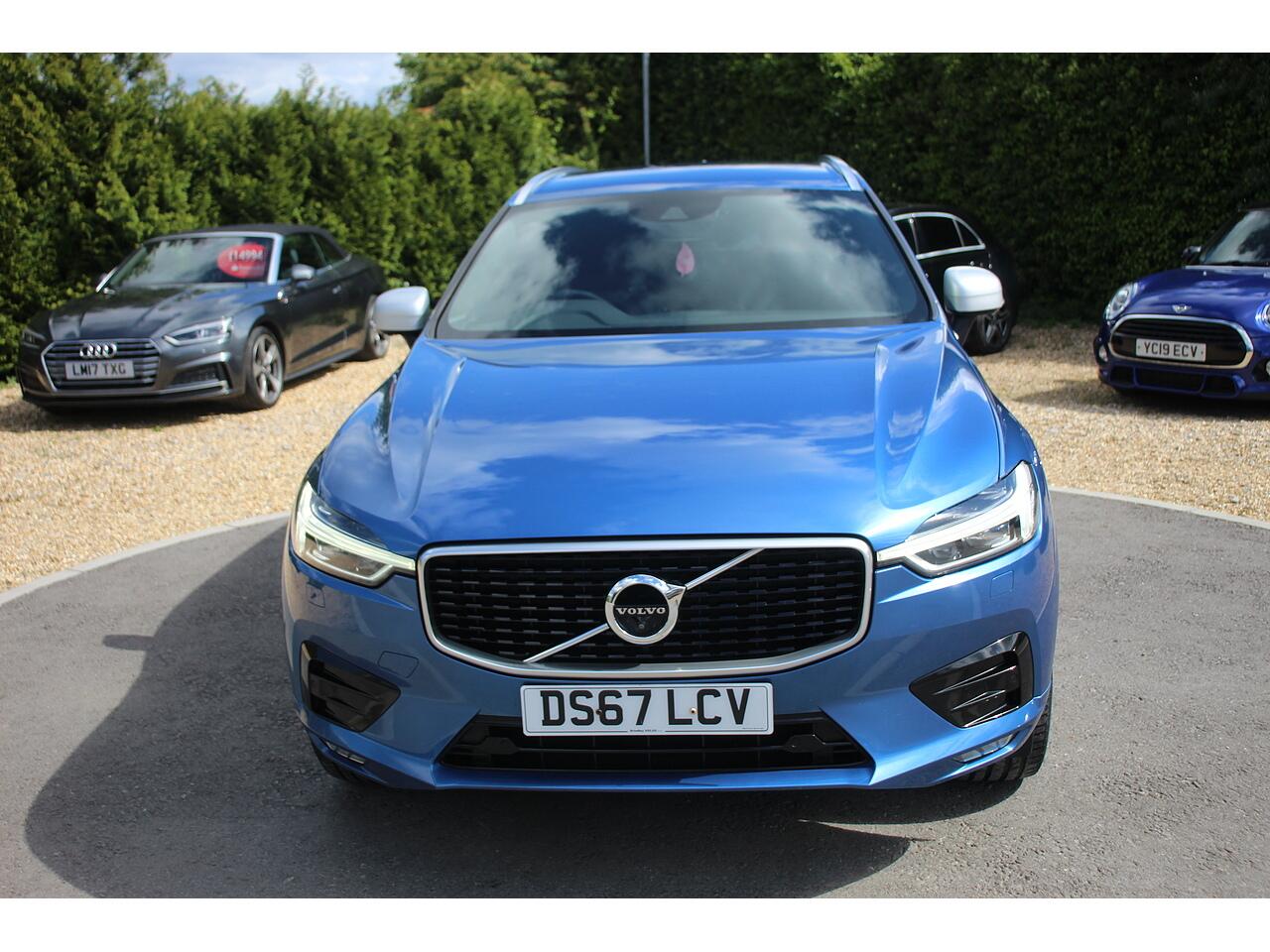 Volvo XC60 view 3
