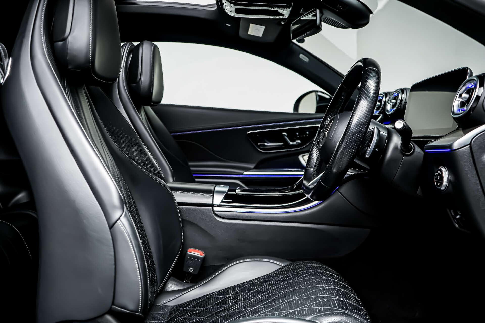 Mercedes-Benz Cle view 6