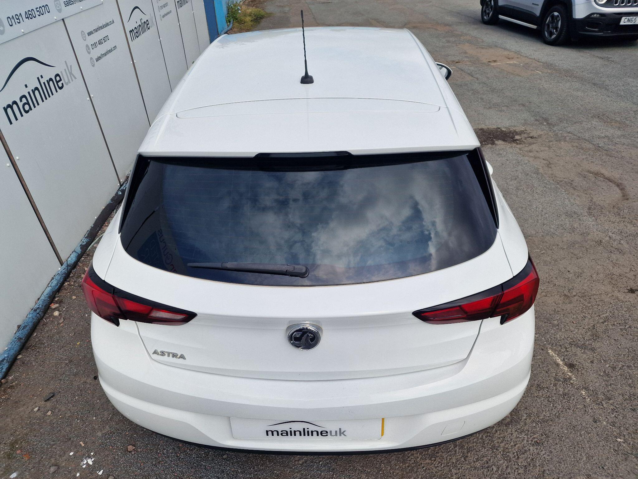 Vauxhall Astra view 19