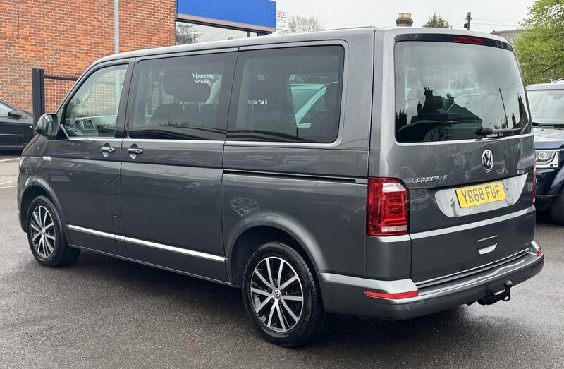 2018 Volkswagen Caravelle image 5