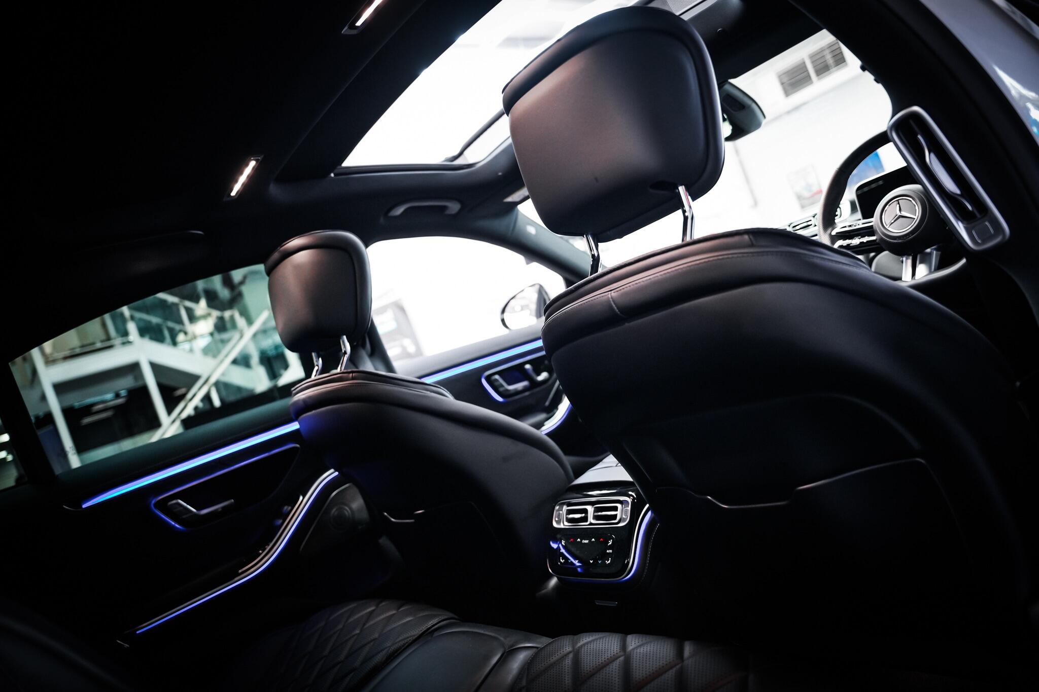 Mercedes-Benz S-Class view 9