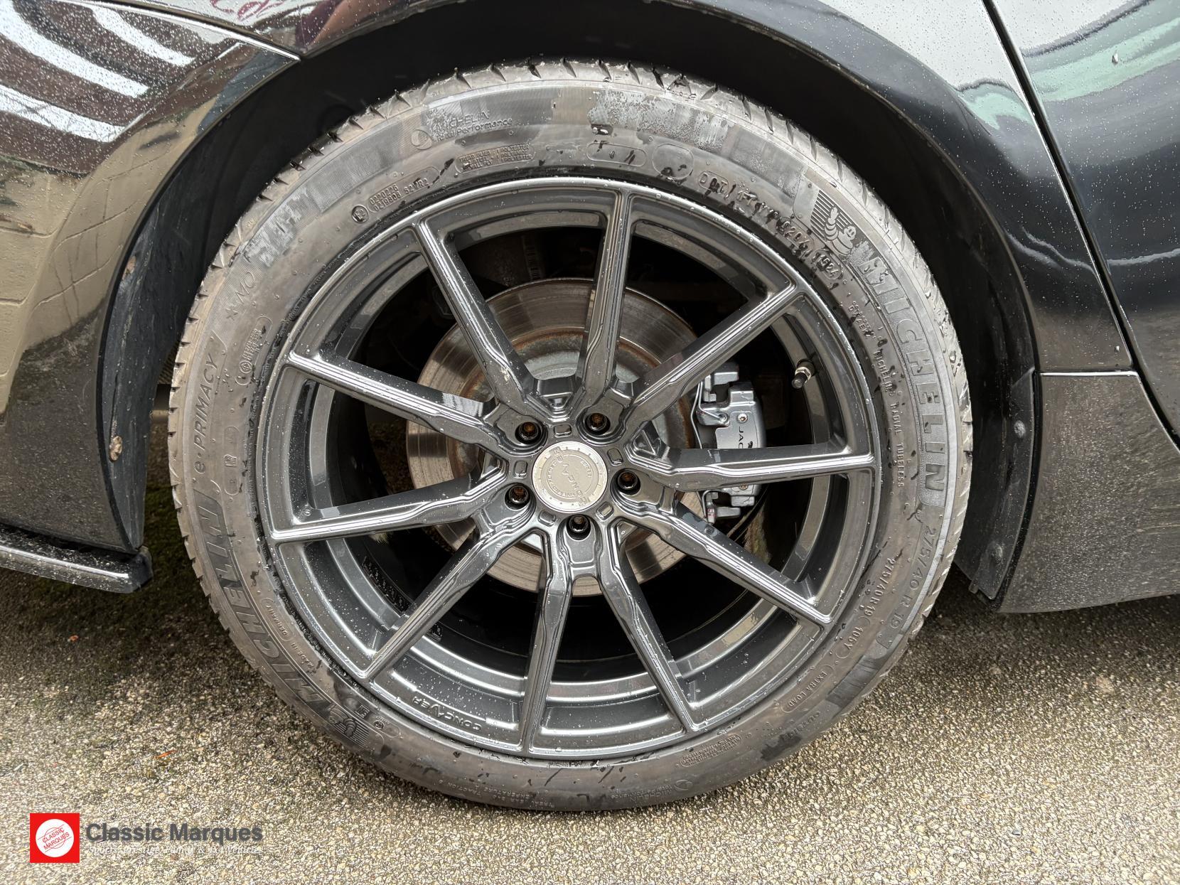 Jaguar XJ view 55