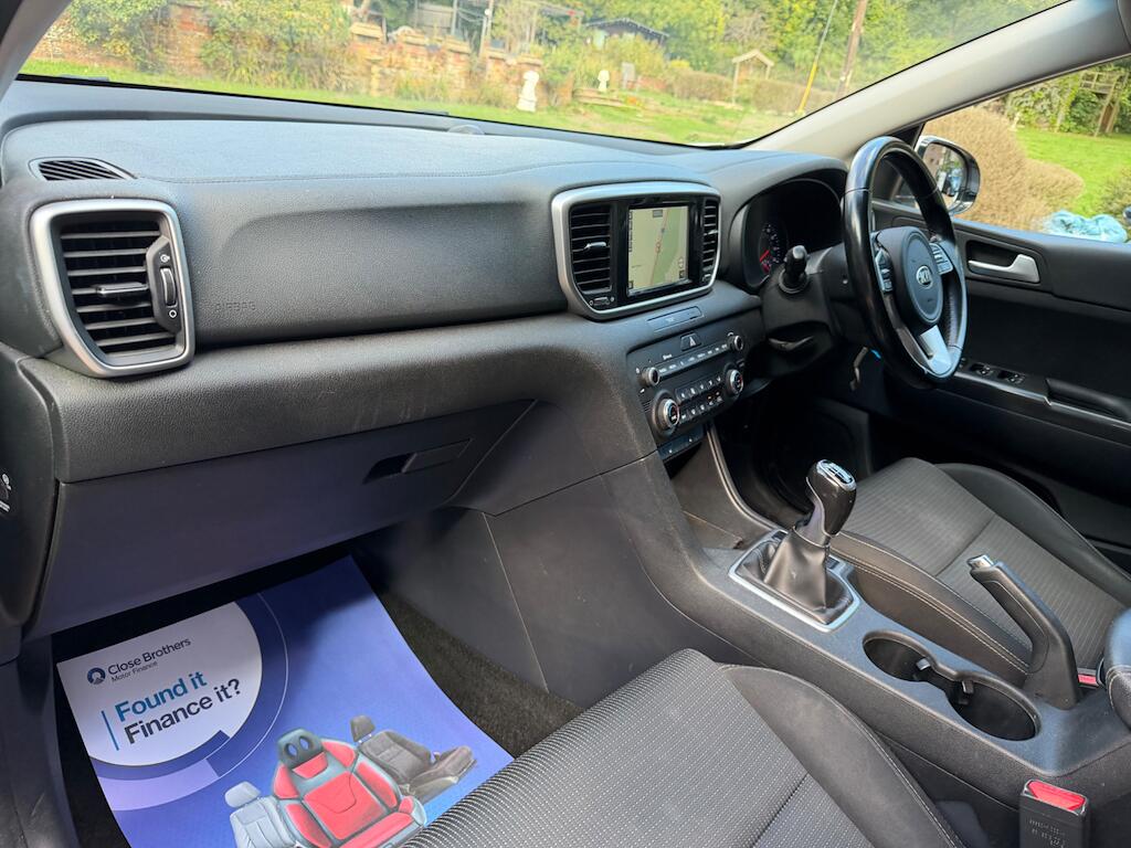 Kia Sportage view 3