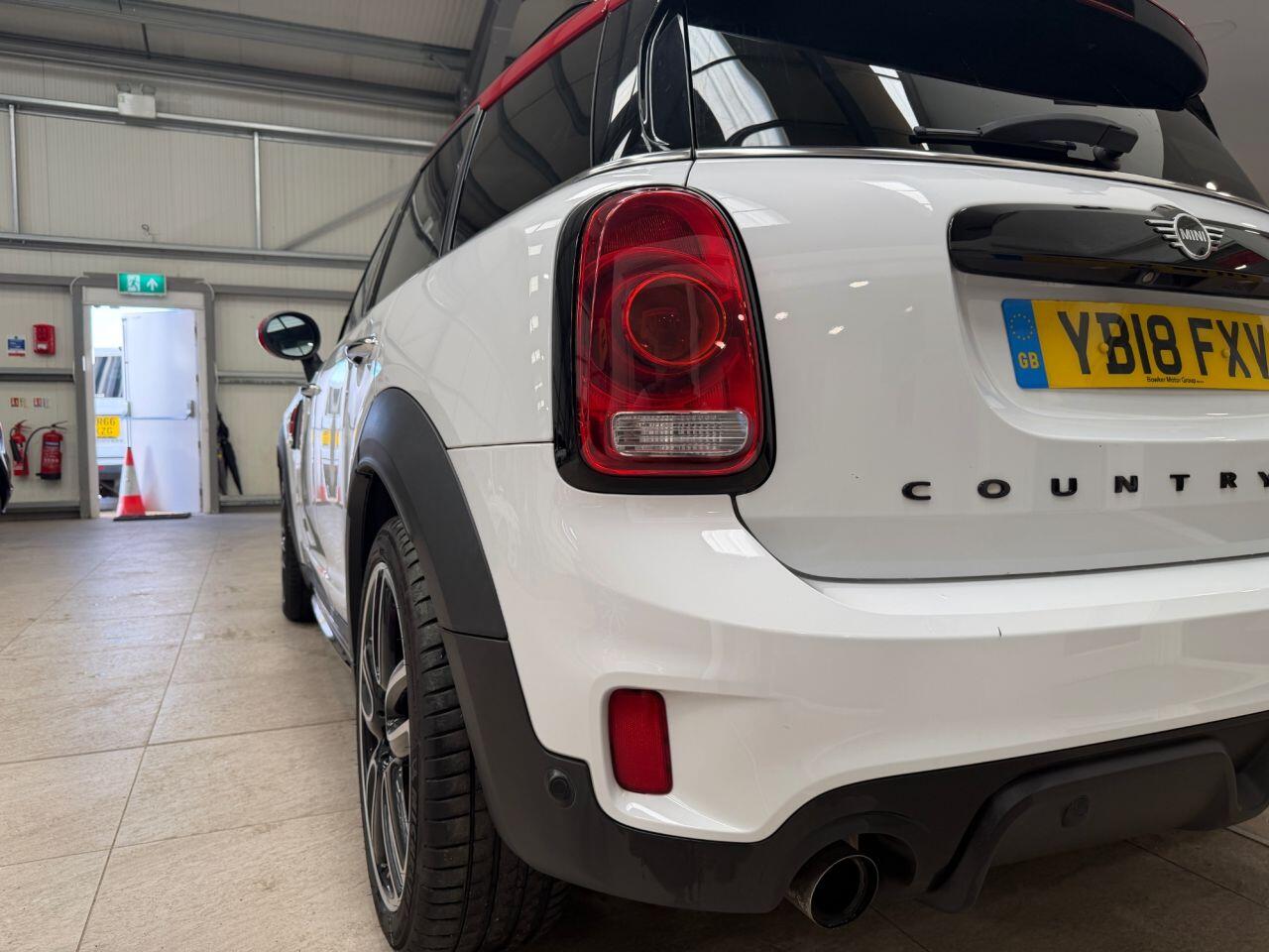 Mini Countryman view 16