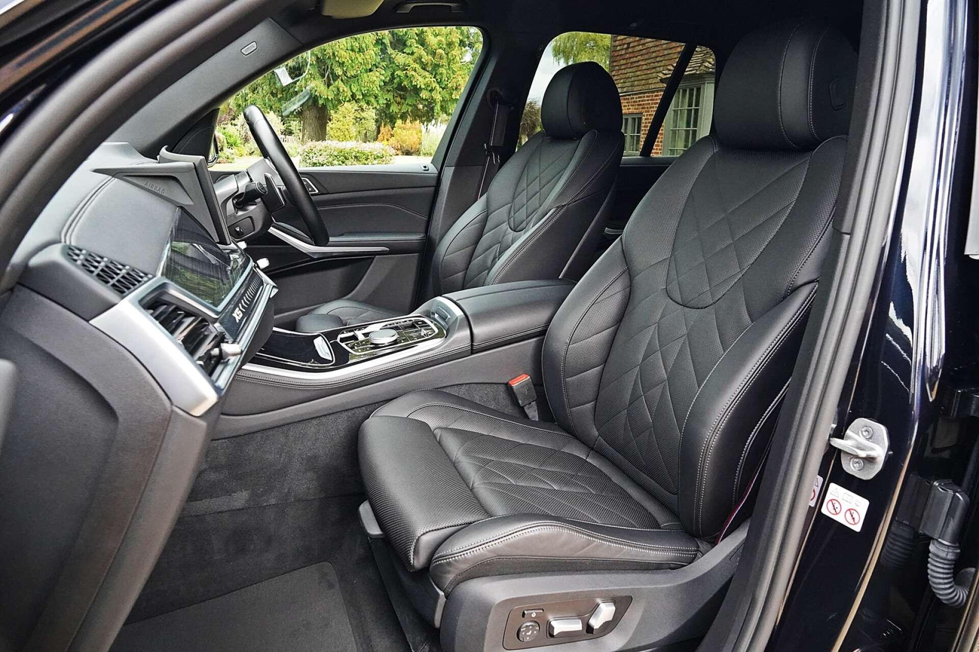 BMW X5 view 11
