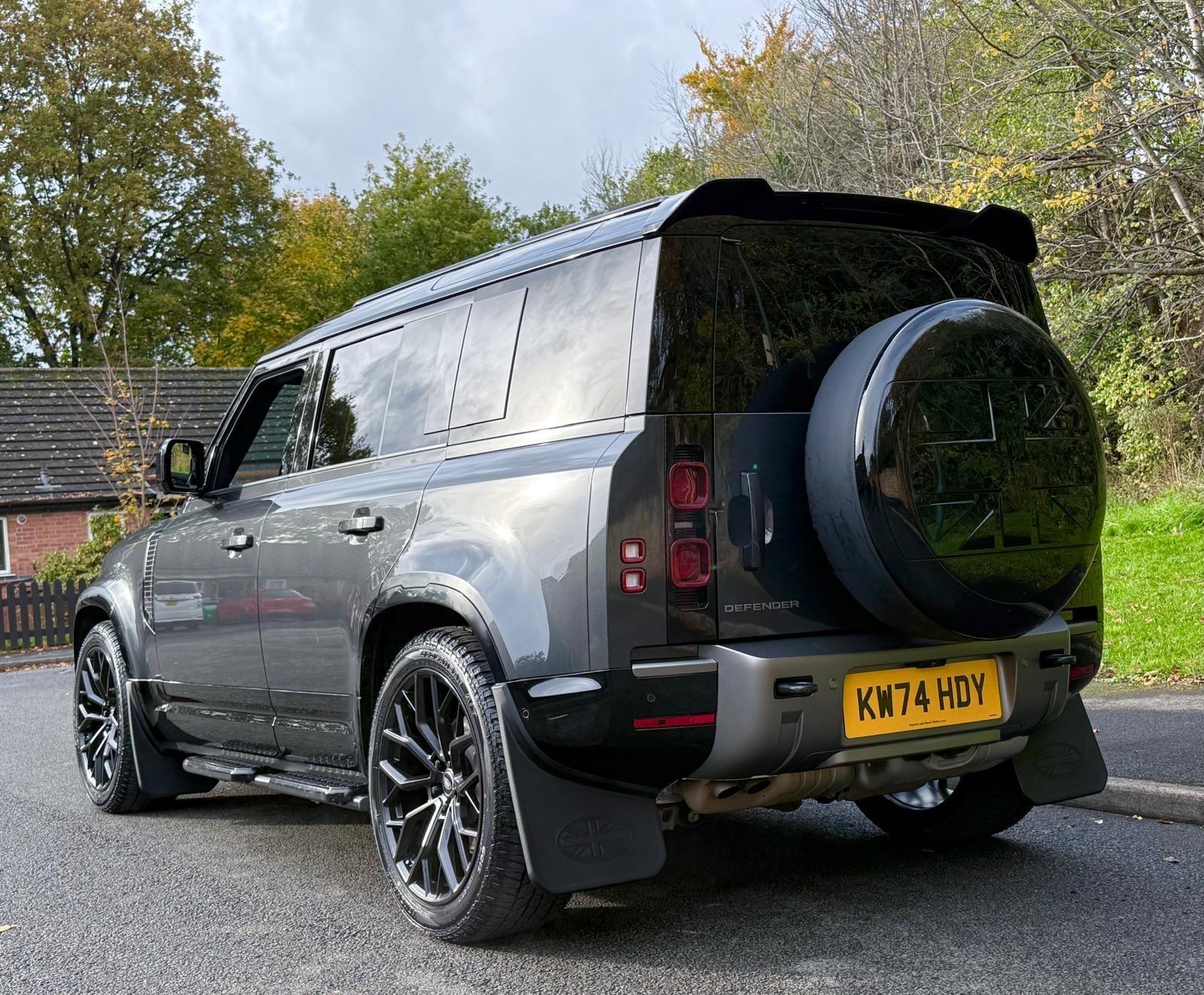 Land Rover Defender view 11