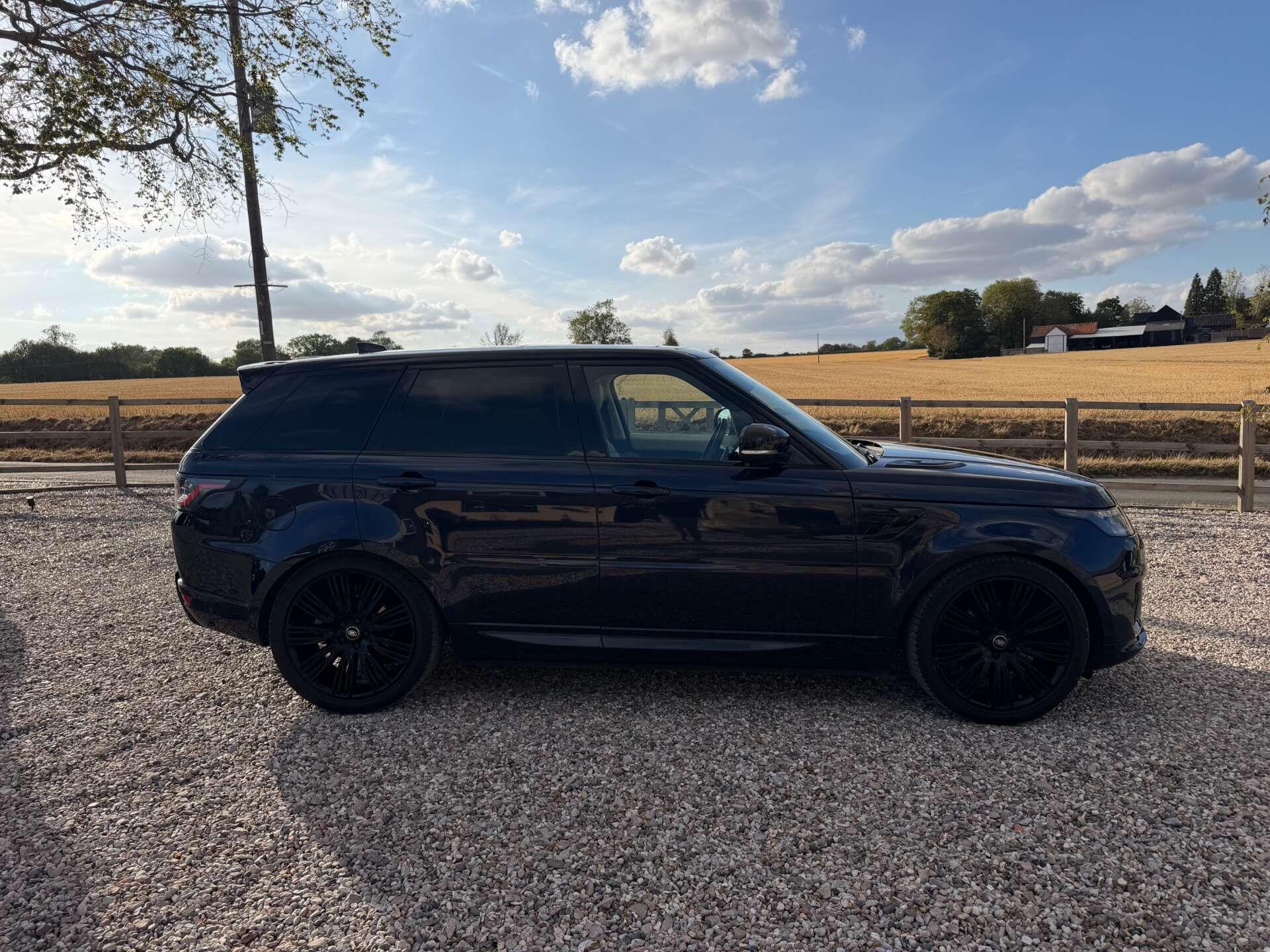 Land Rover Range Rover Sport view 5