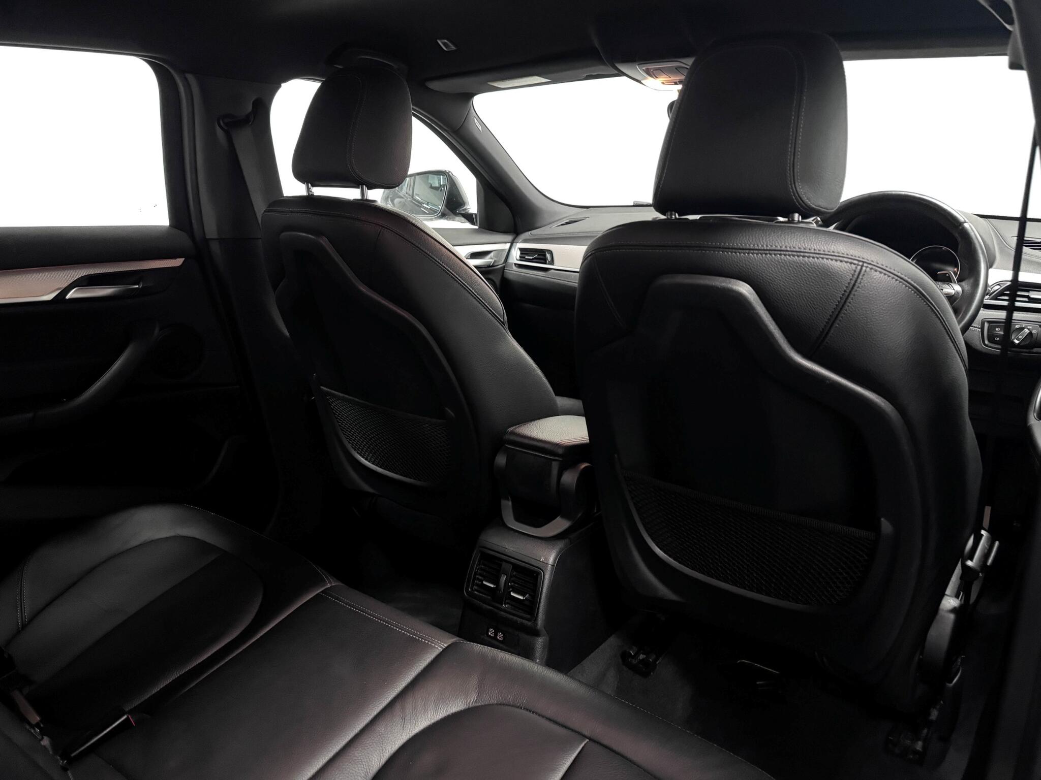 BMW X2 view 24