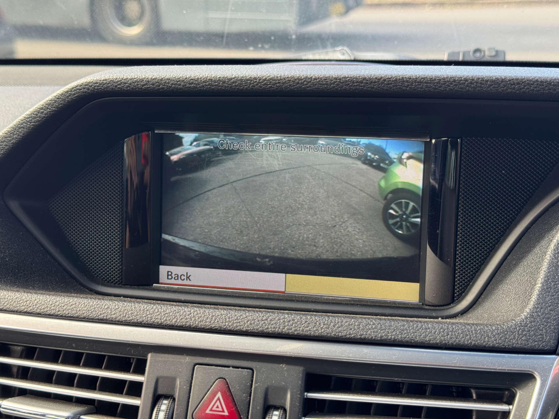 Mercedes-Benz E-Class view 18