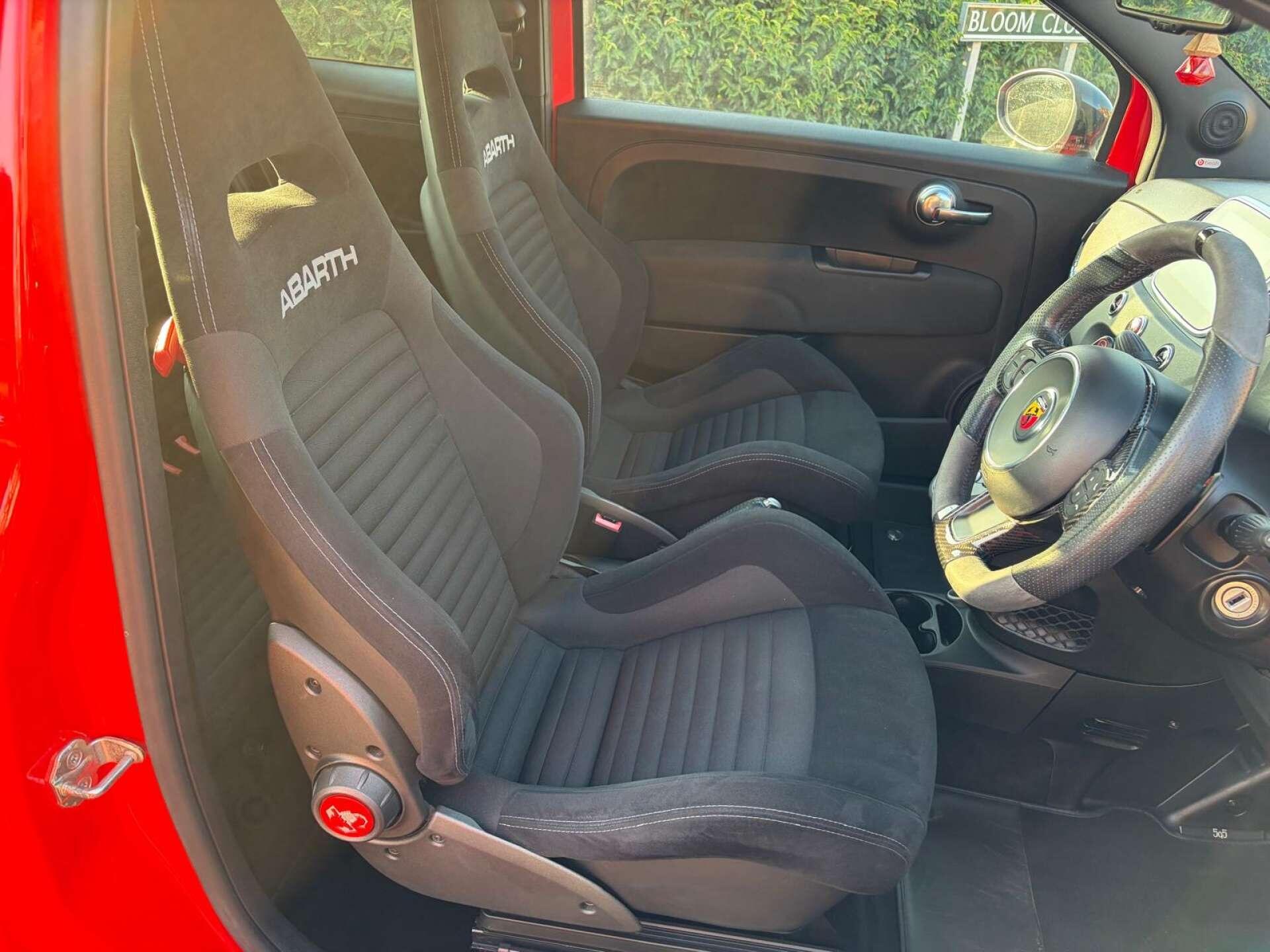 Abarth 595c view 11