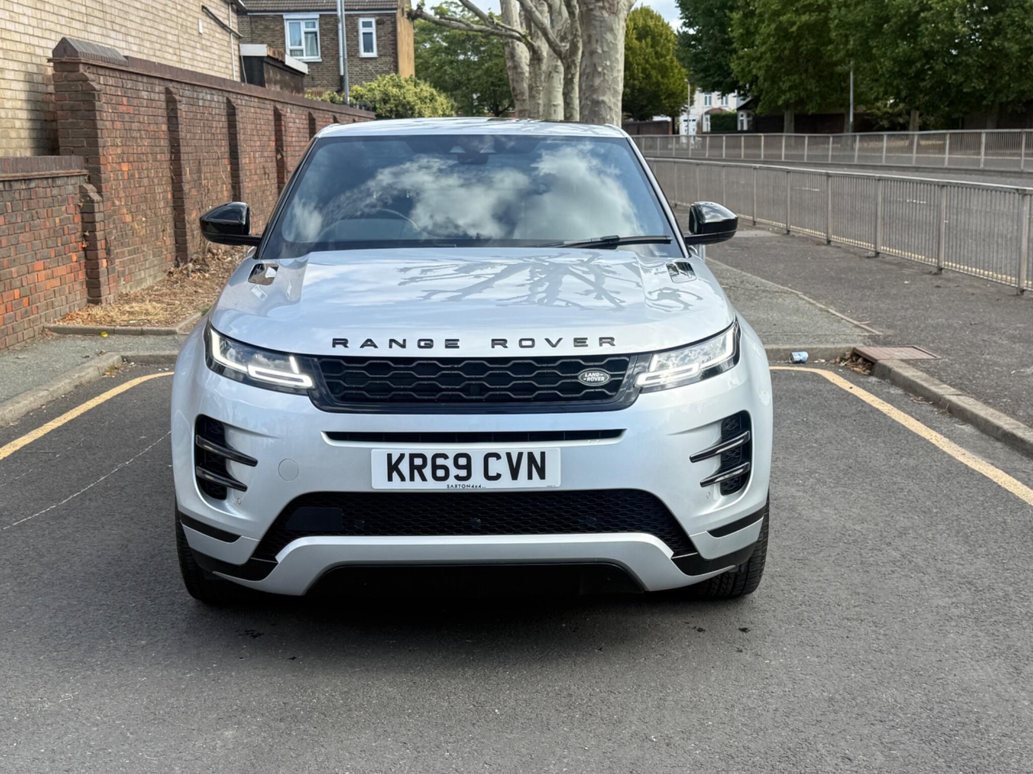 Land Rover Range Rover Evoque view 2