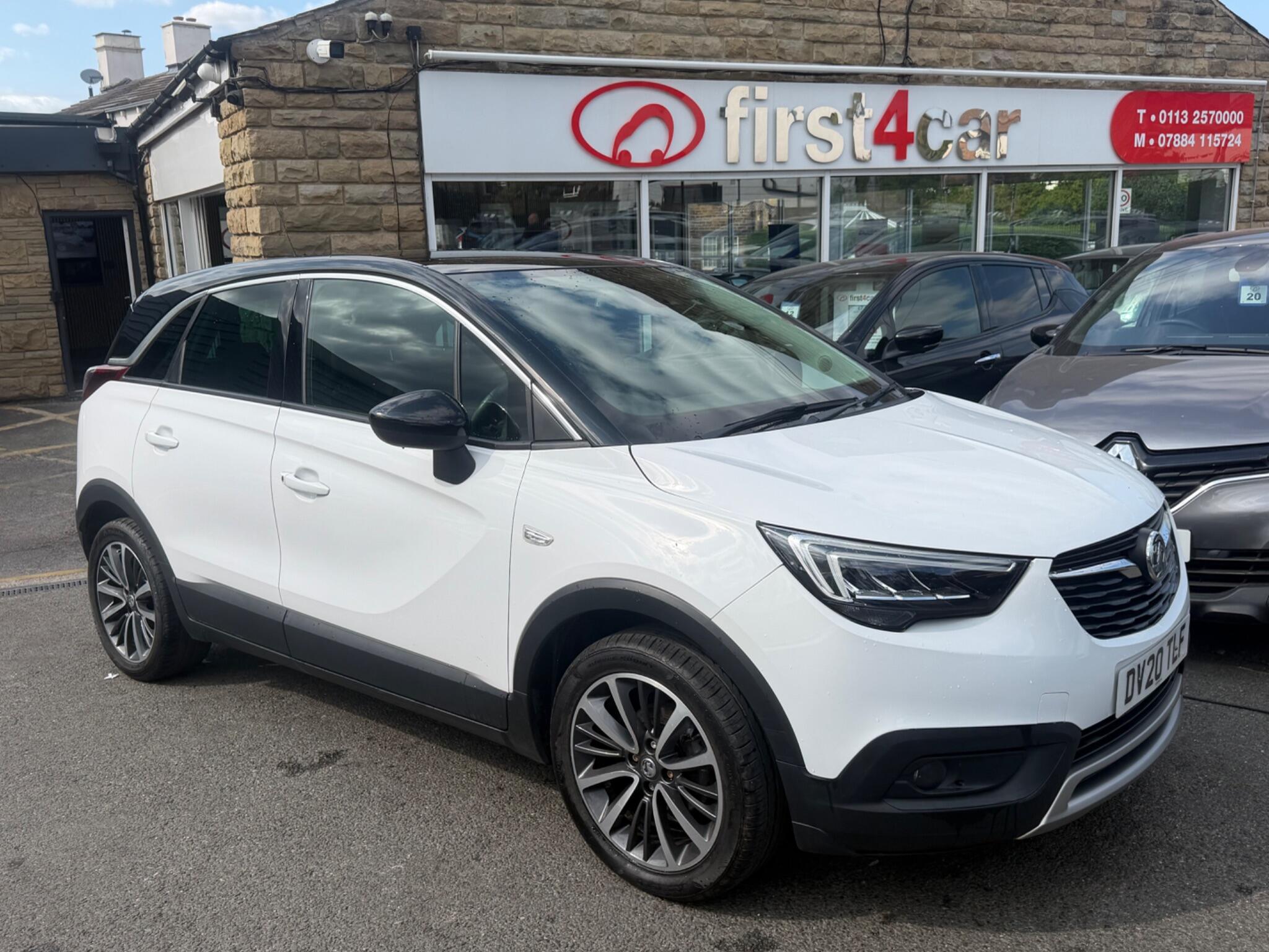 Vauxhall Crossland X view 4