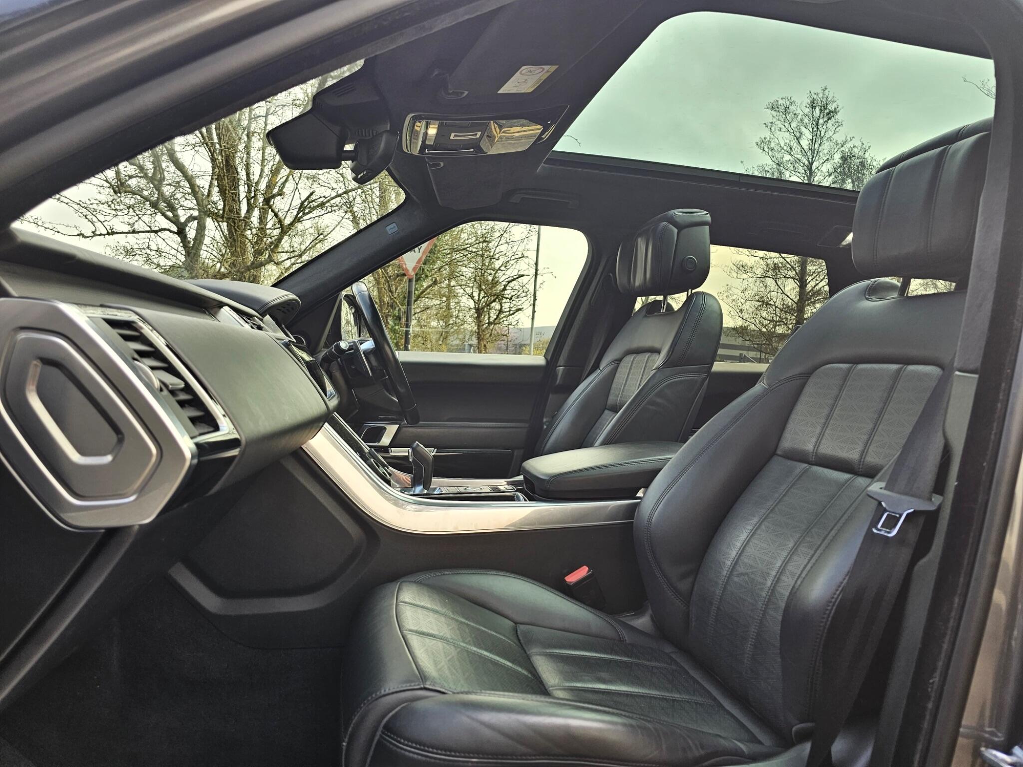 Land Rover Range Rover Sport view 10