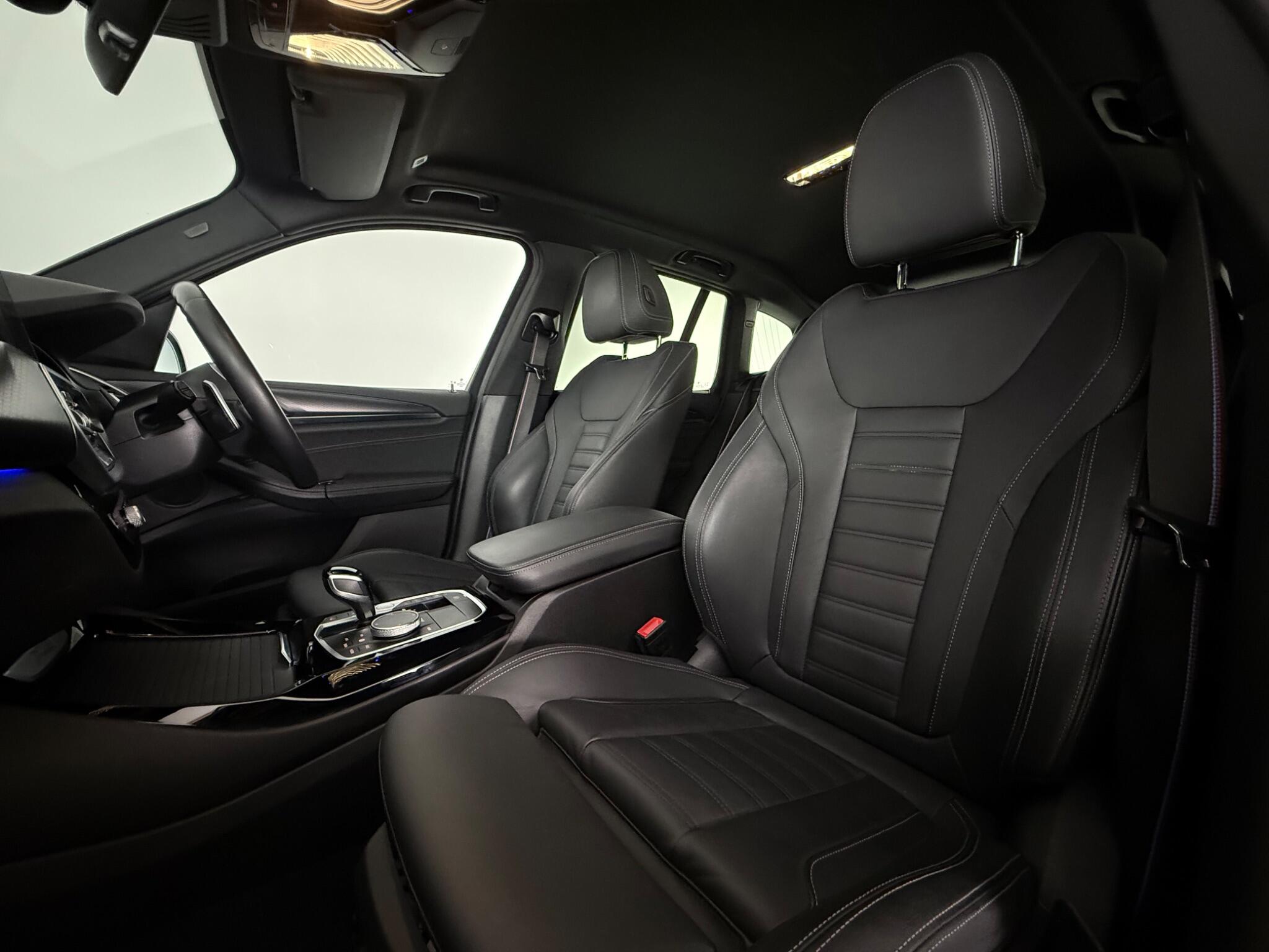 BMW X3 view 34