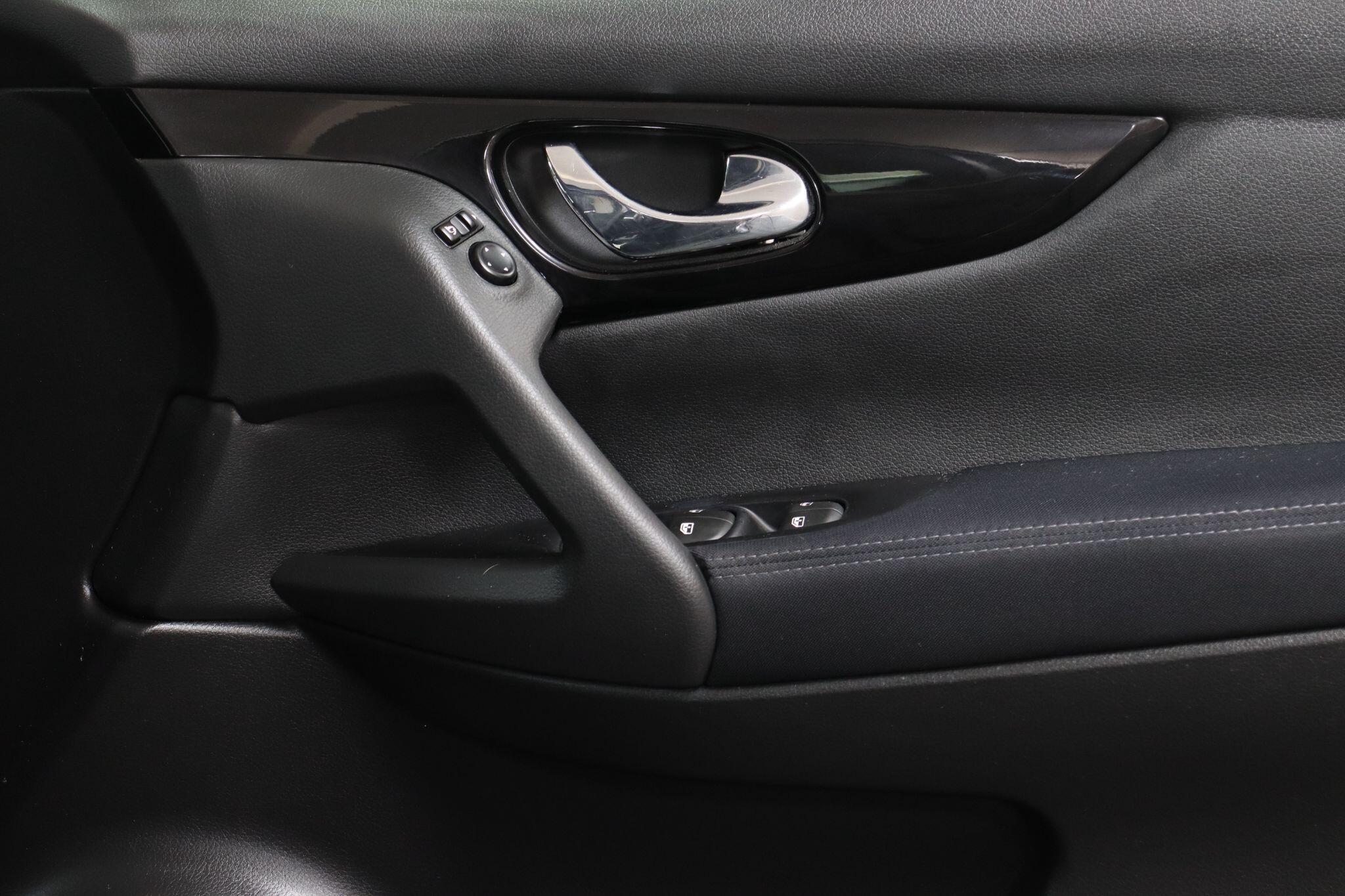 Nissan Qashqai view 36