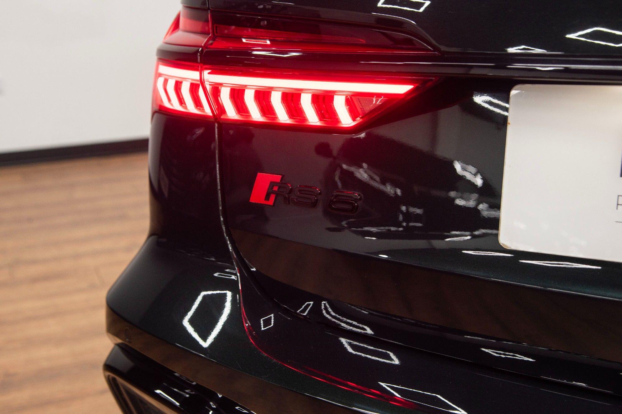 Audi RS6 view 25