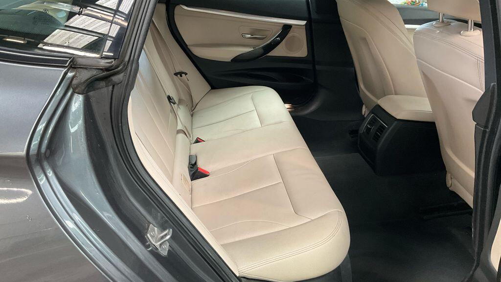 BMW 3 Series Gran Turismo view 3