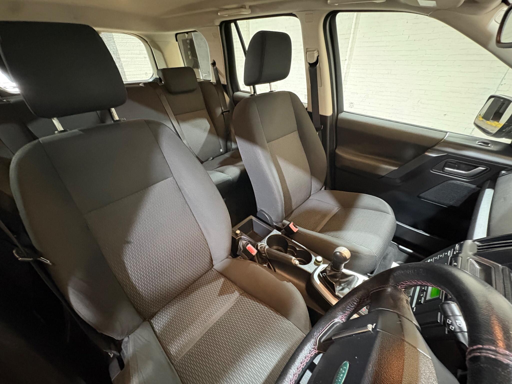 Land Rover Freelander 2 view 22