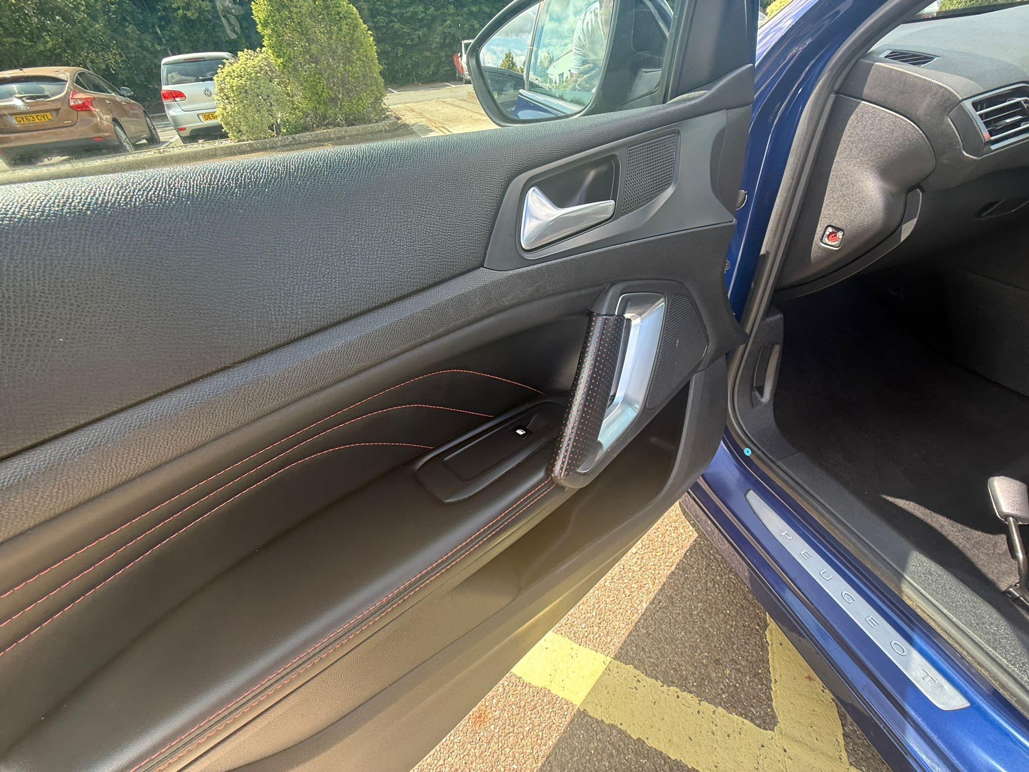 2018 Peugeot 308 1.6 BlueHDi GT Line Euro 6 (s/s) 5dr • 76,000 miles image 46