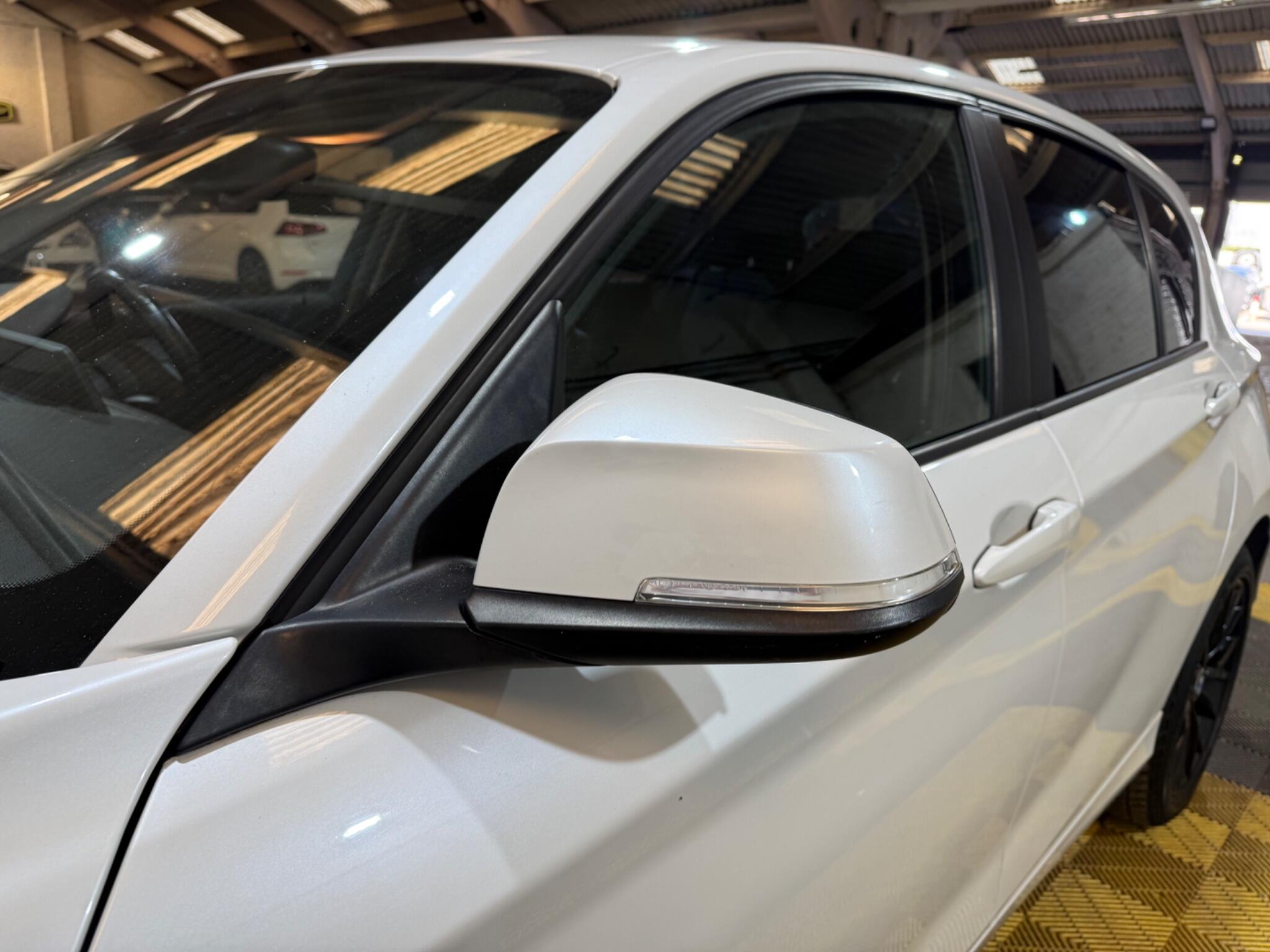 BMW 1 Series view 49