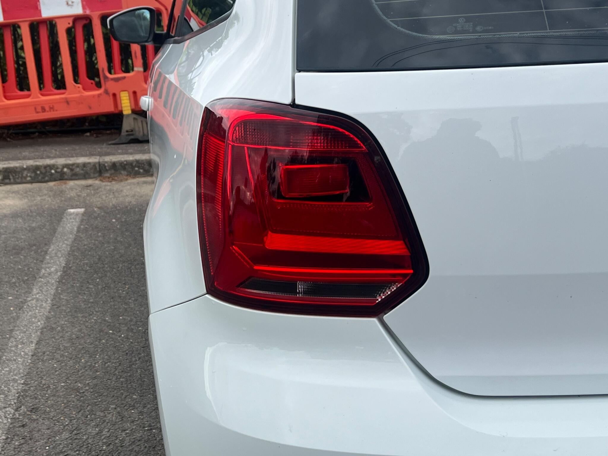 Volkswagen Polo view 11