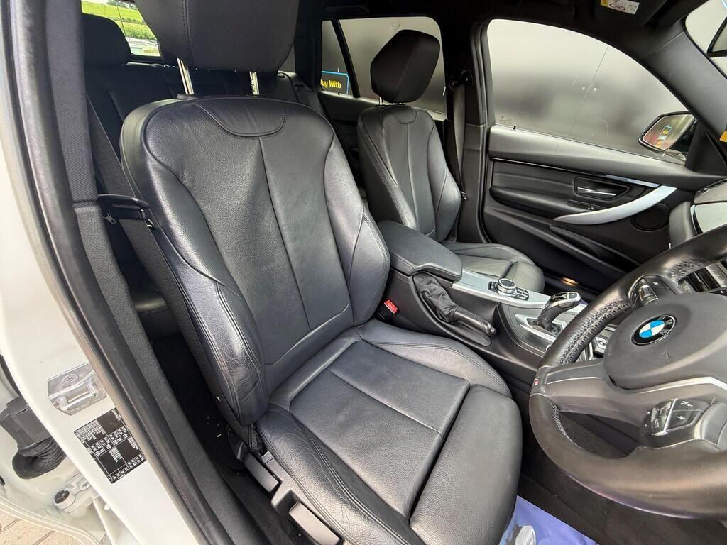 BMW 3 Series view 19