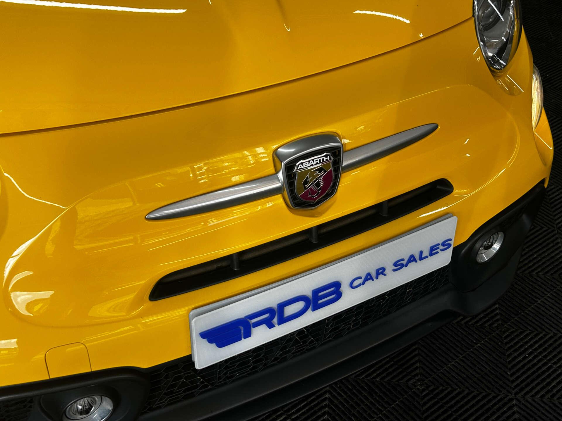 Abarth 595 view 8