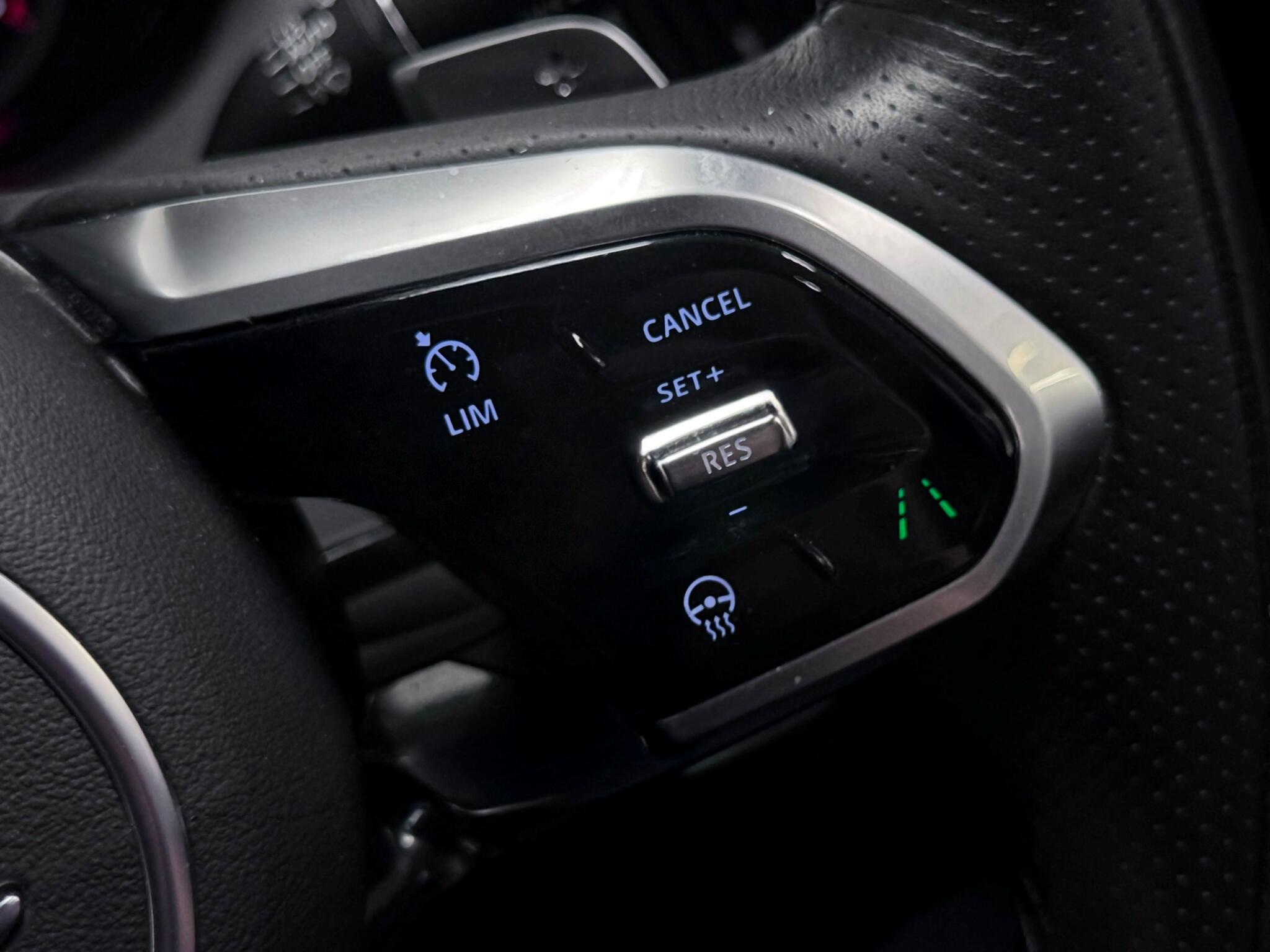 Jaguar E-Pace view 18