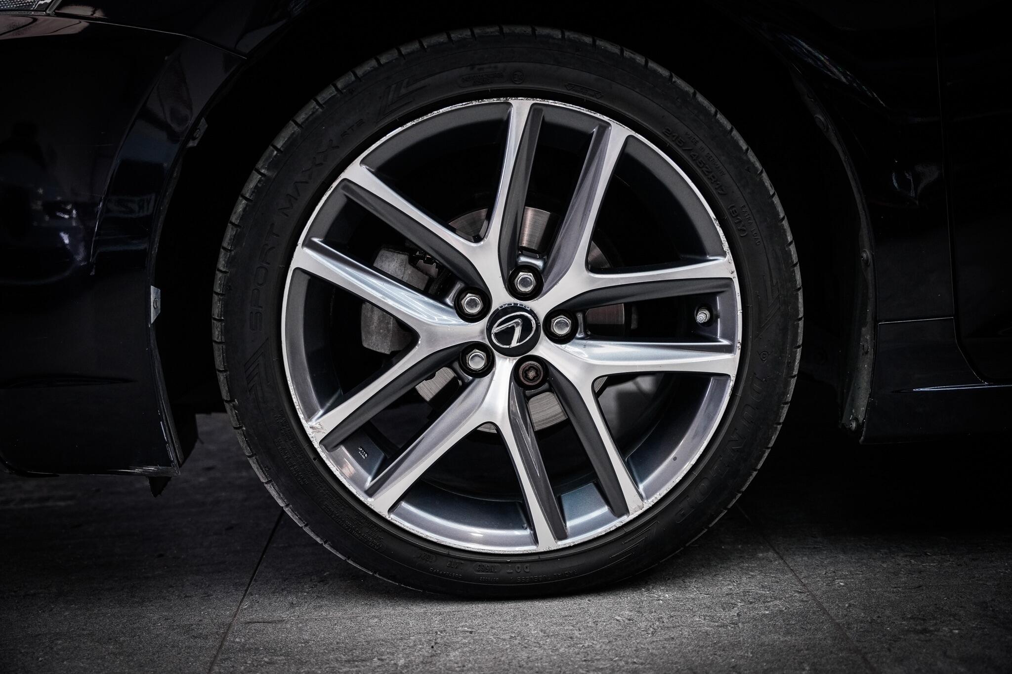 Lexus CT view 29