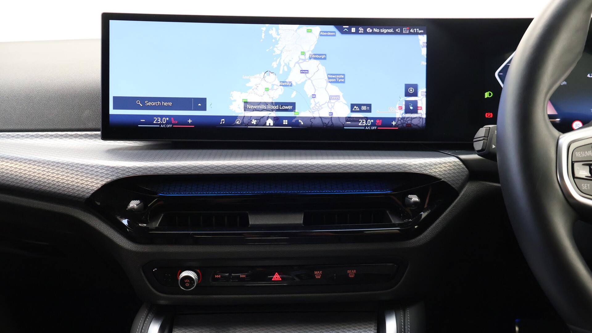 BMW i4 view 8