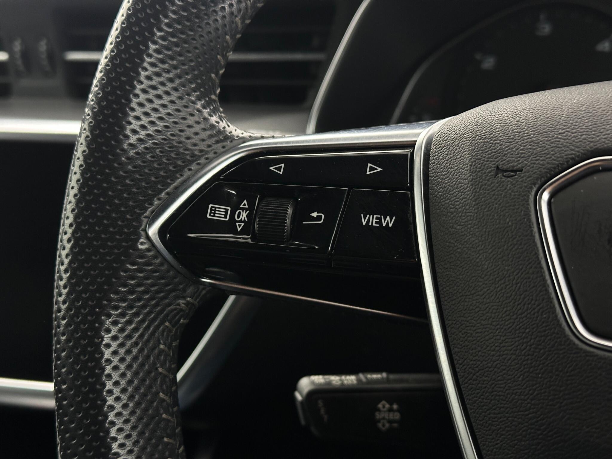 Audi A6 Avant view 14