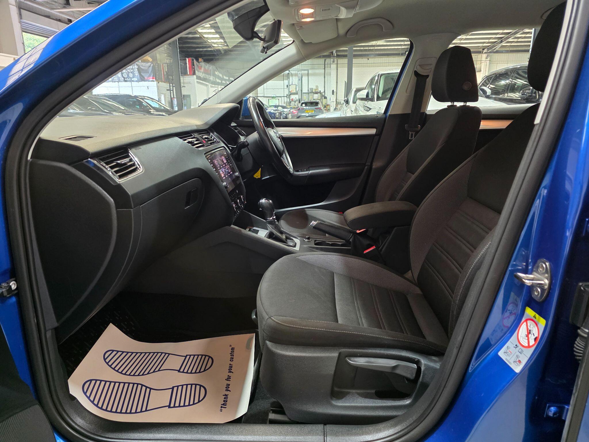 Skoda Octavia view 23