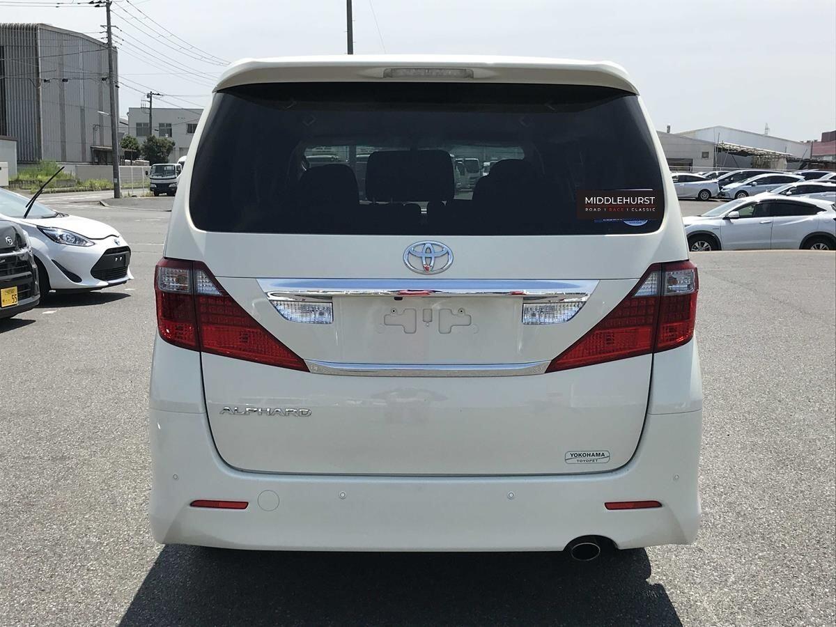 Toyota Alphard view 6
