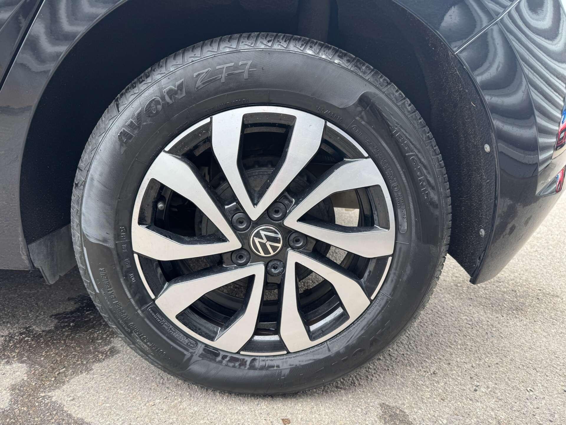 Volkswagen Polo view 41