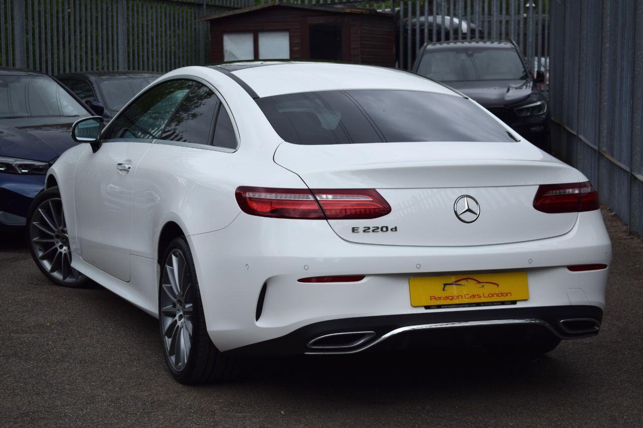 Mercedes-Benz E-Class view 4