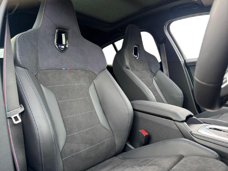 BMW 1 Series view 11