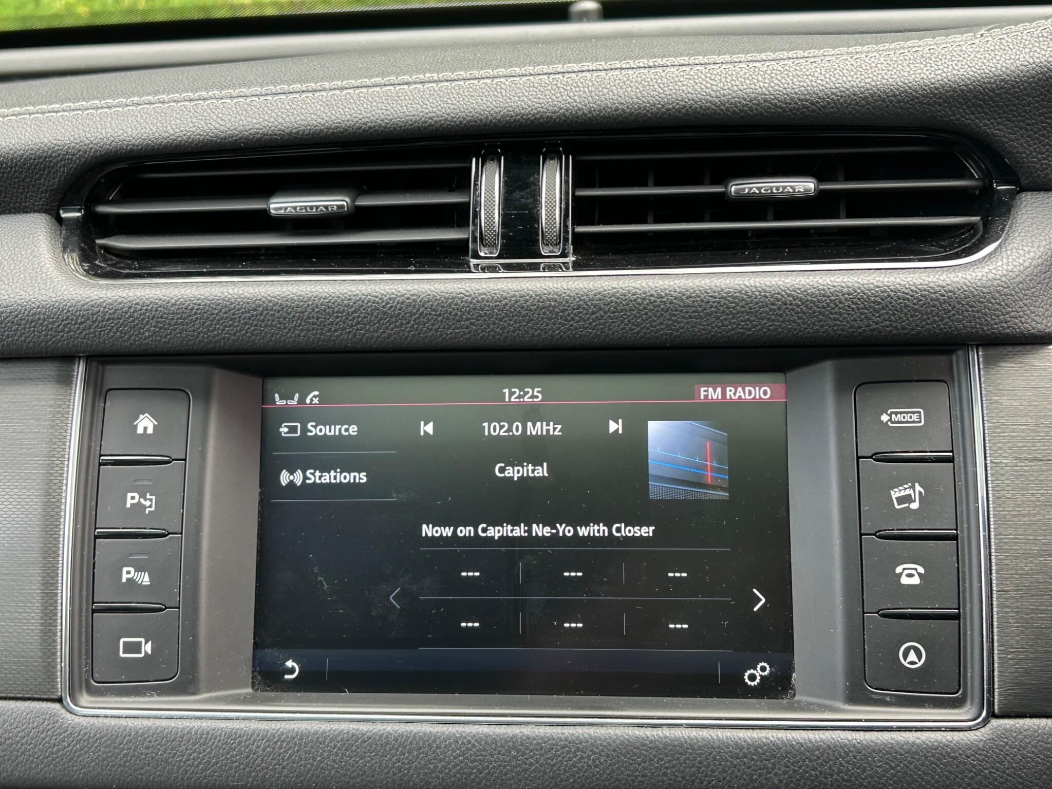 Jaguar XF view 45