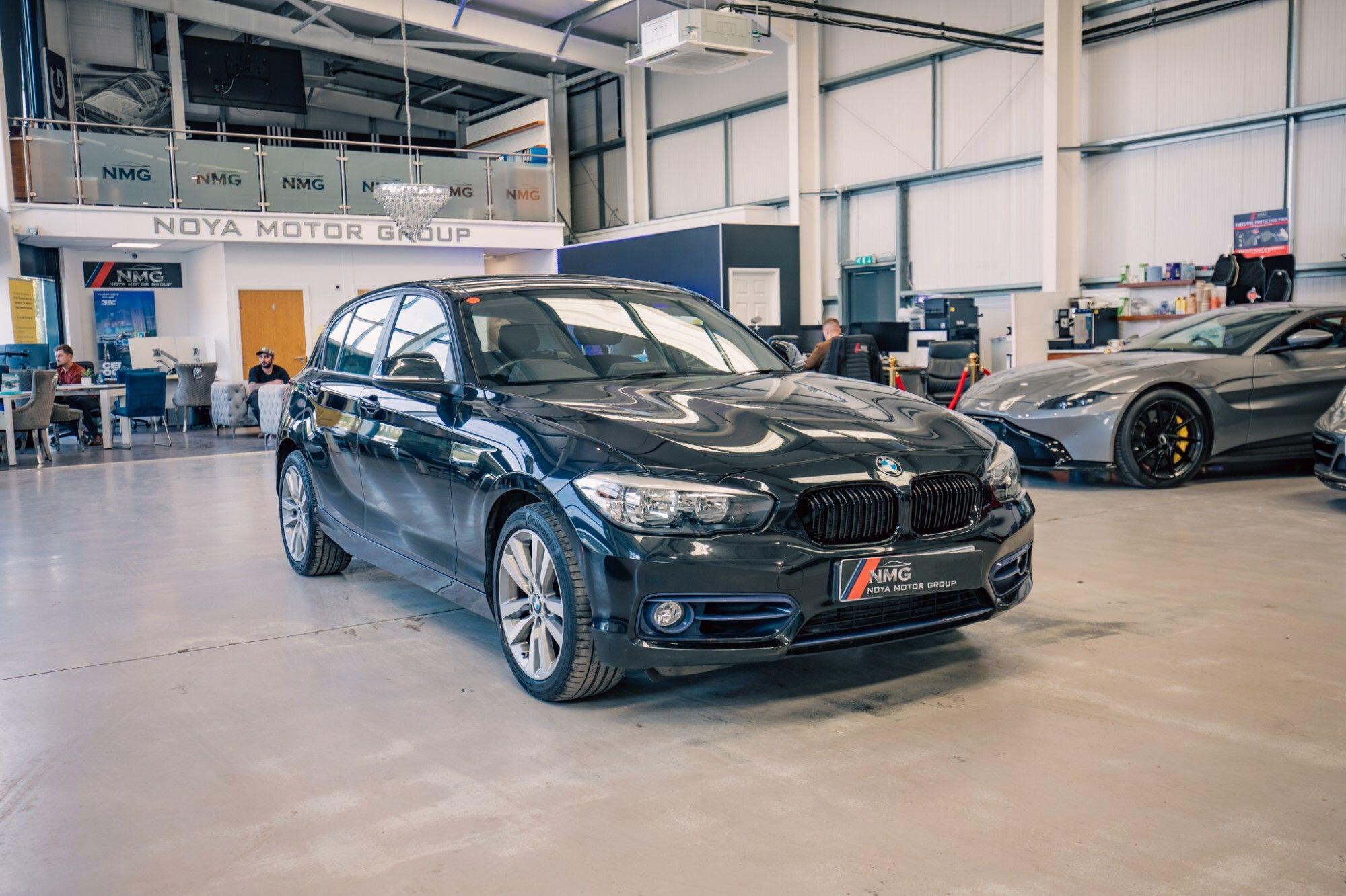 BMW 1 Series view 8