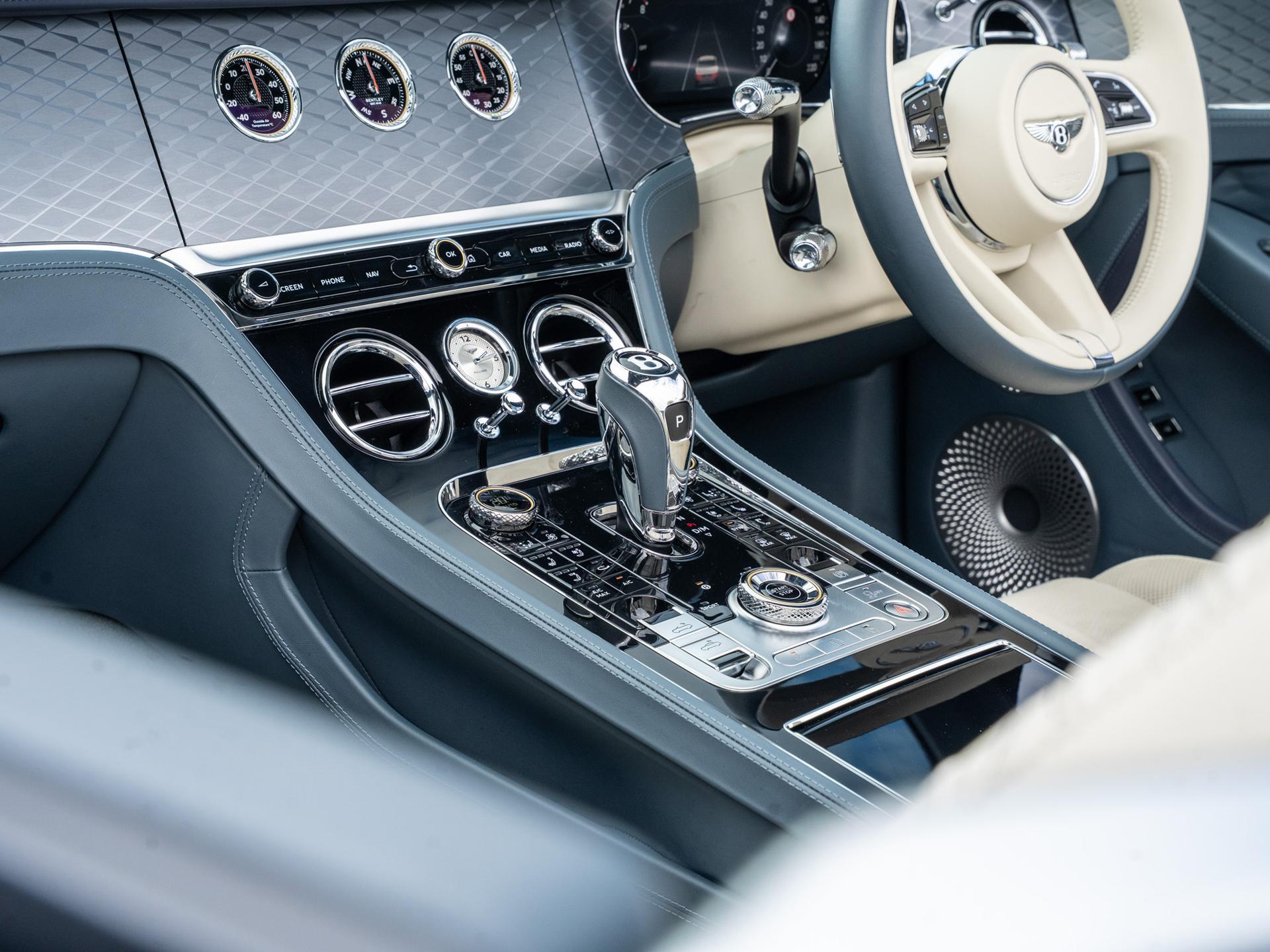 Bentley Continental view 12