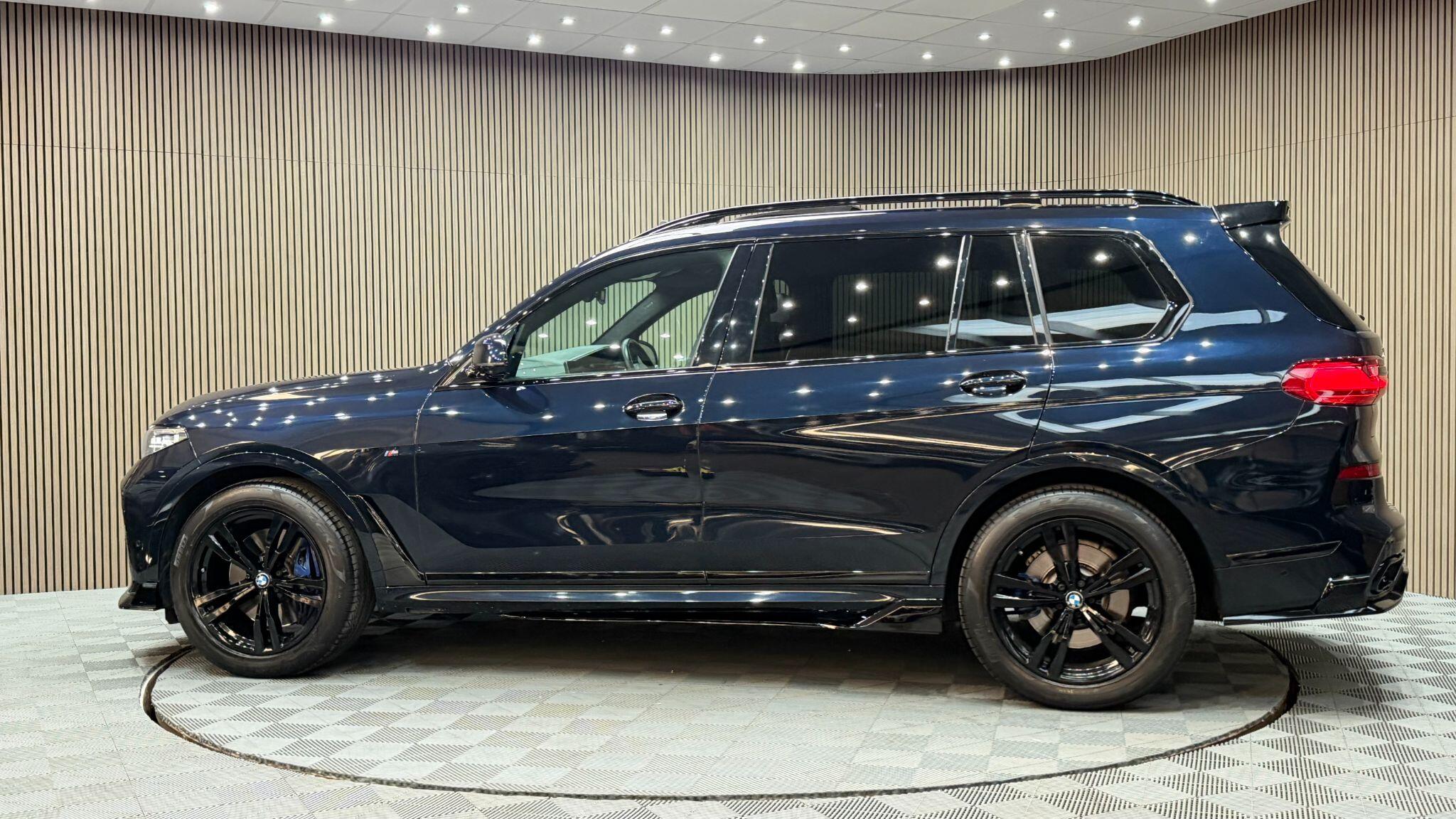BMW X7 view 55