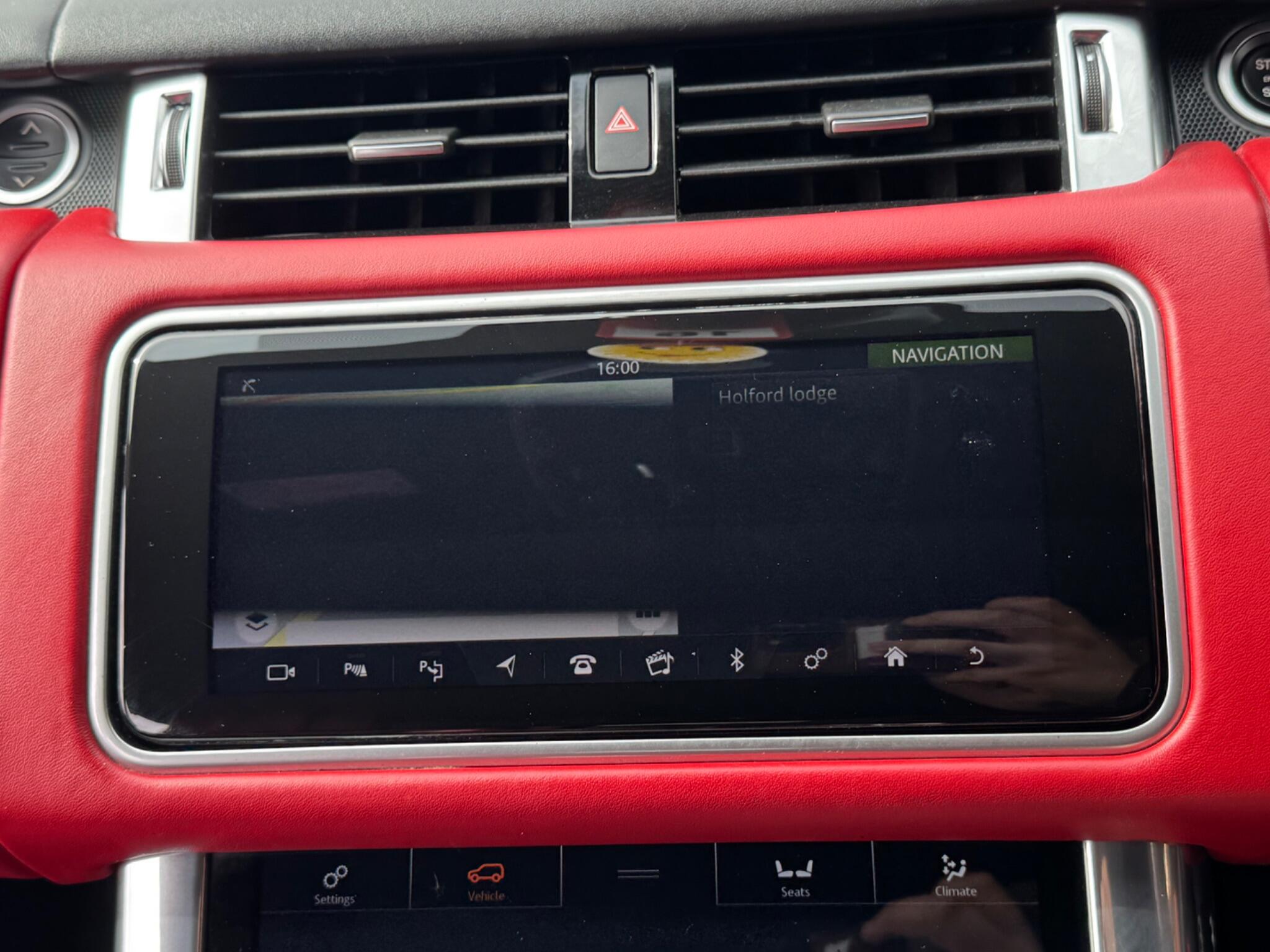Land Rover Range Rover Sport view 41