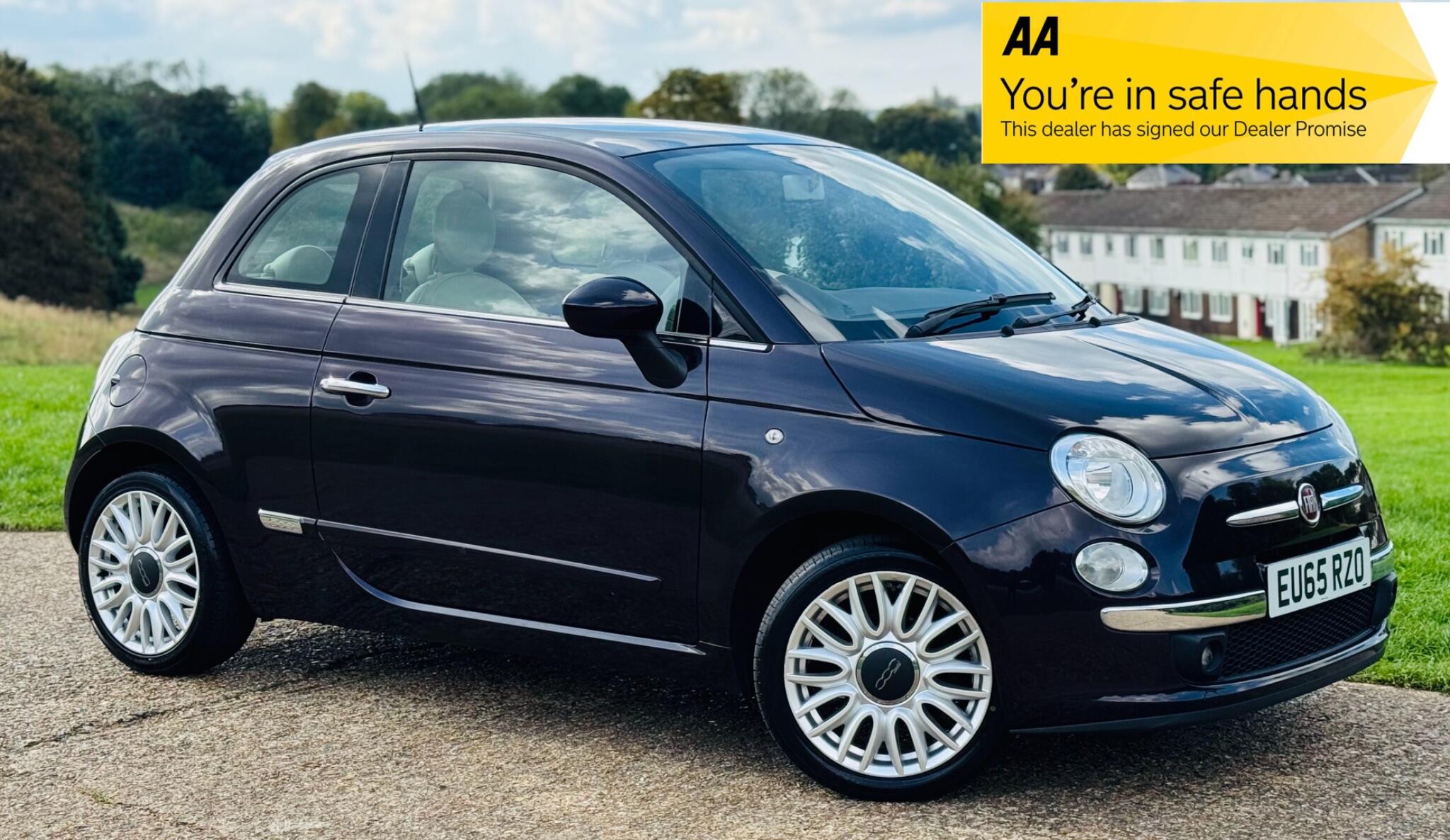 2015 Fiat 500 image 1