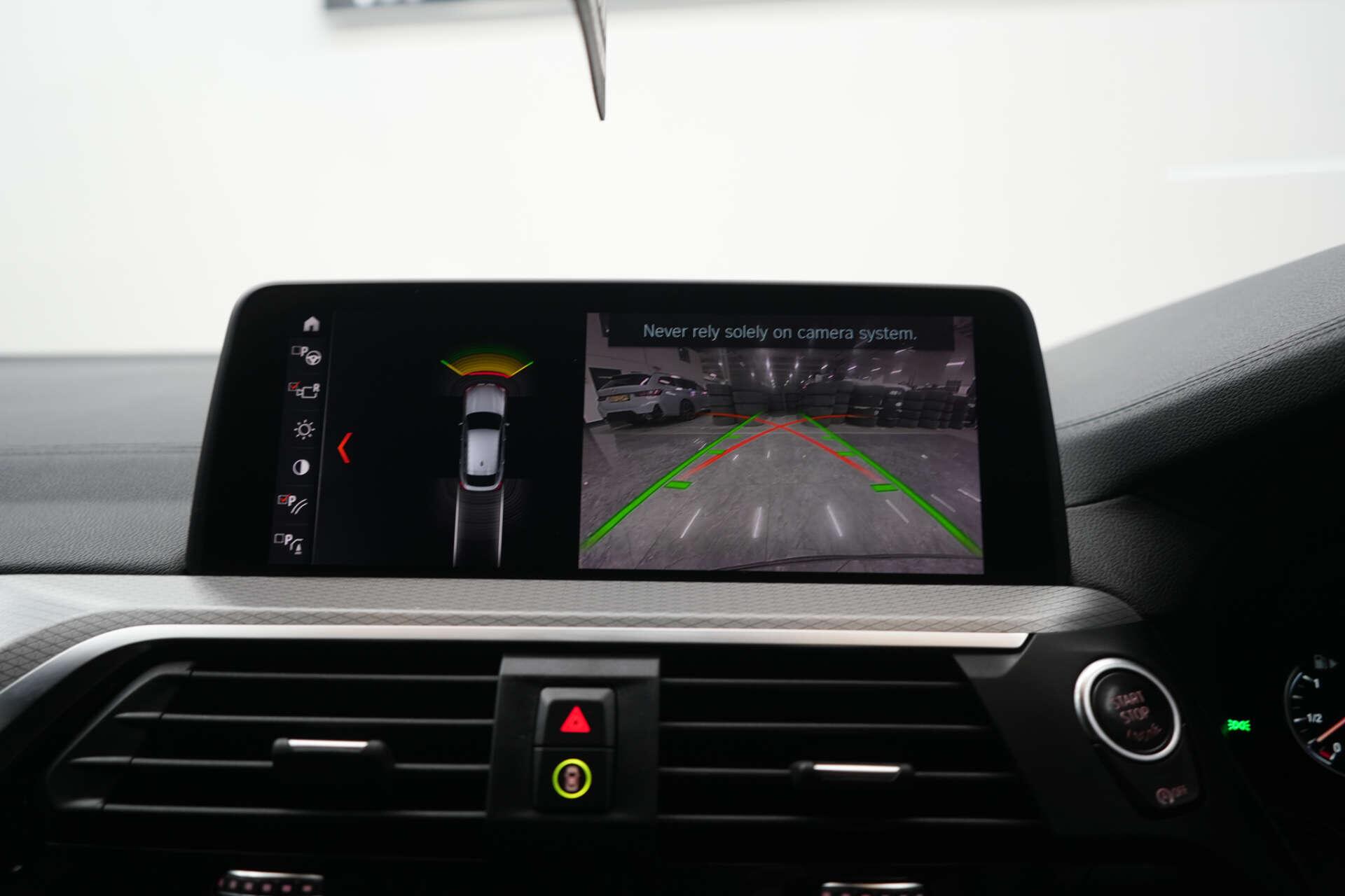 BMW X4 view 33