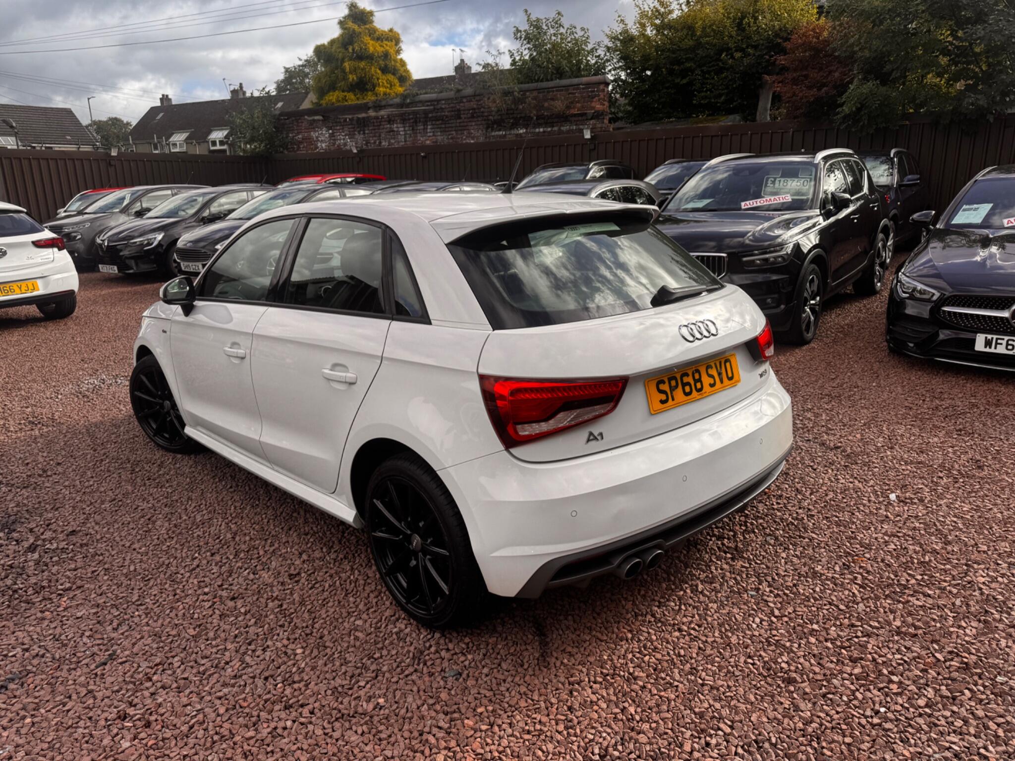Audi A1 view 4