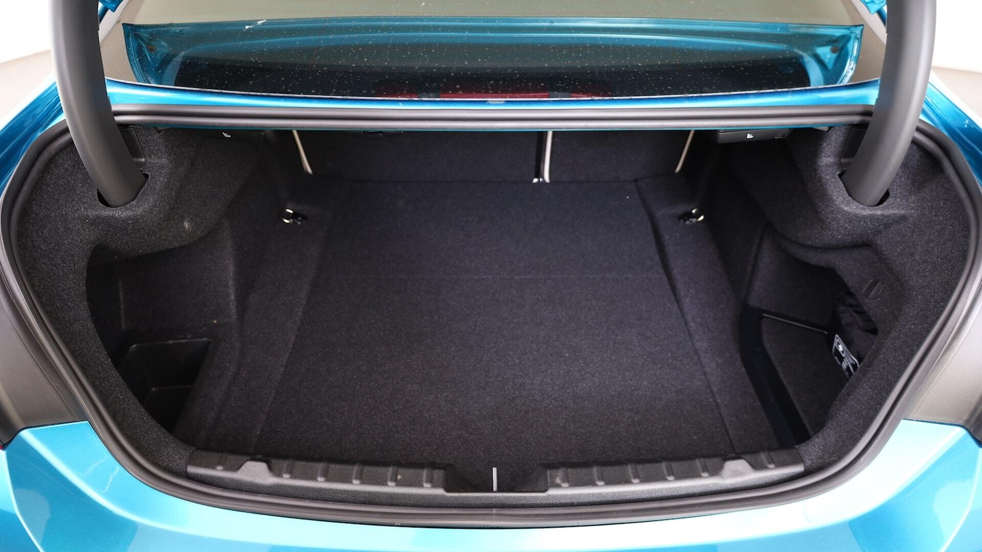 BMW 4 Series view 13